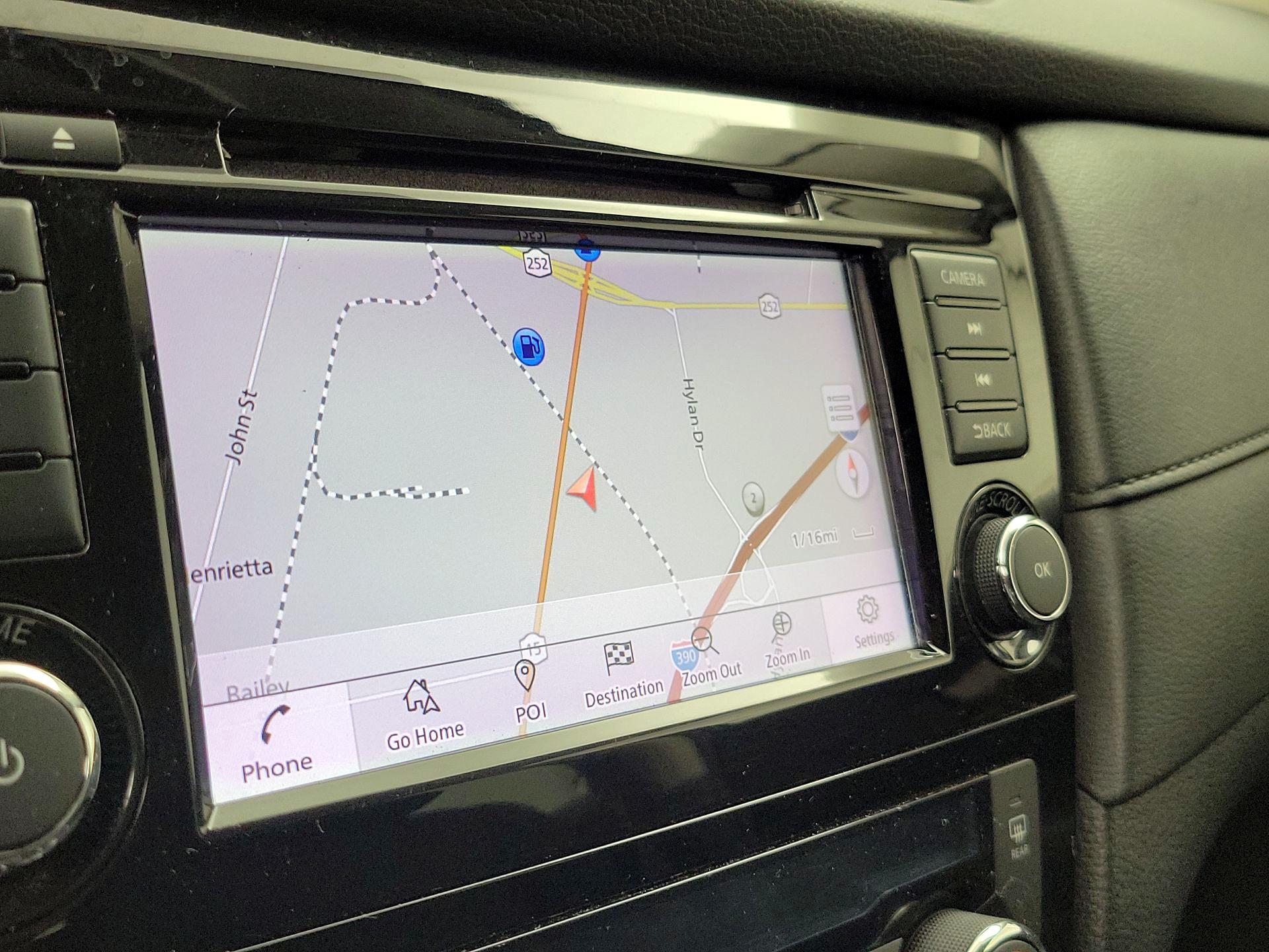 Thumbnail: 2018 Nissan Rogue - 14