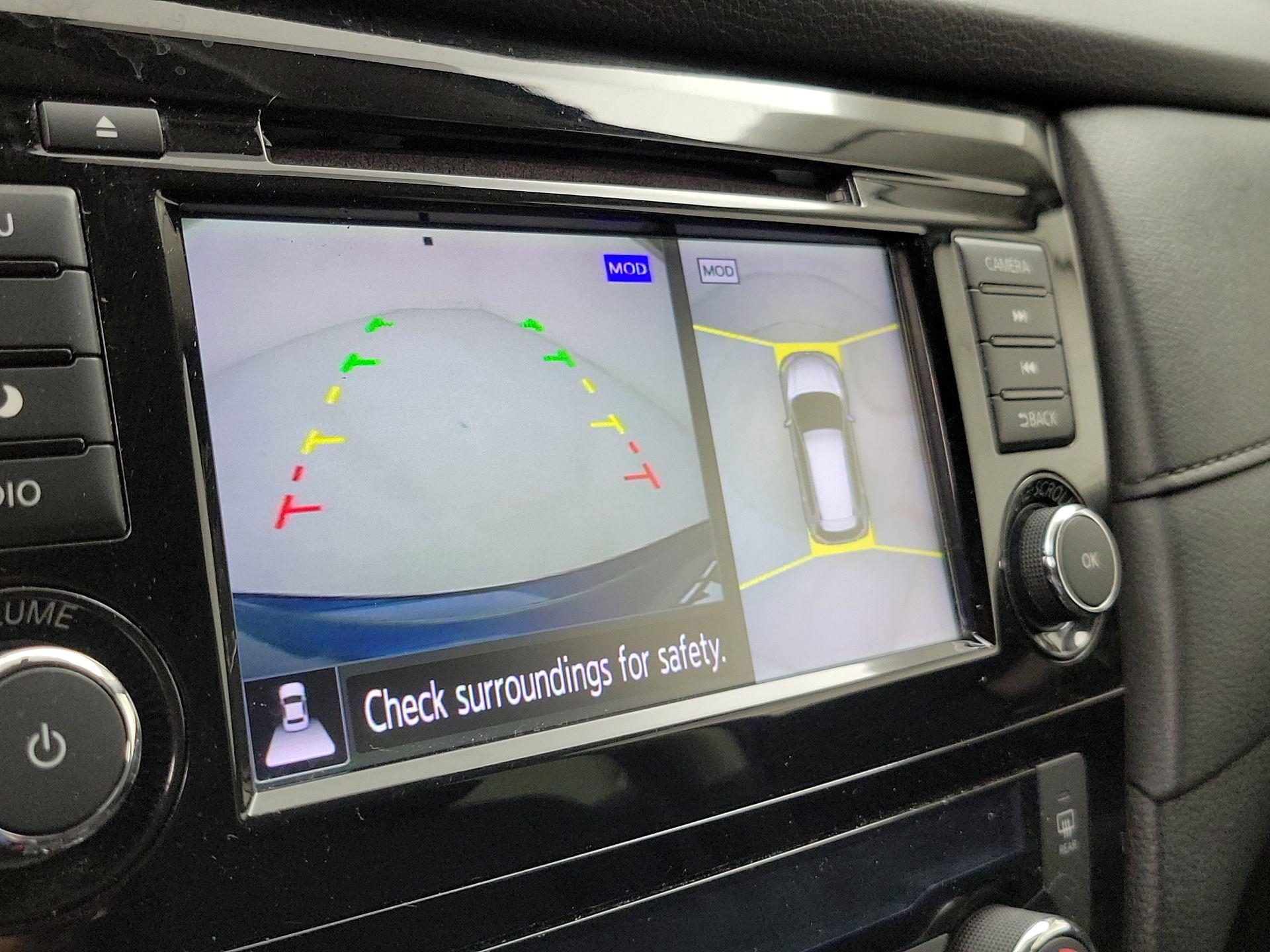 Thumbnail: 2018 Nissan Rogue - 15