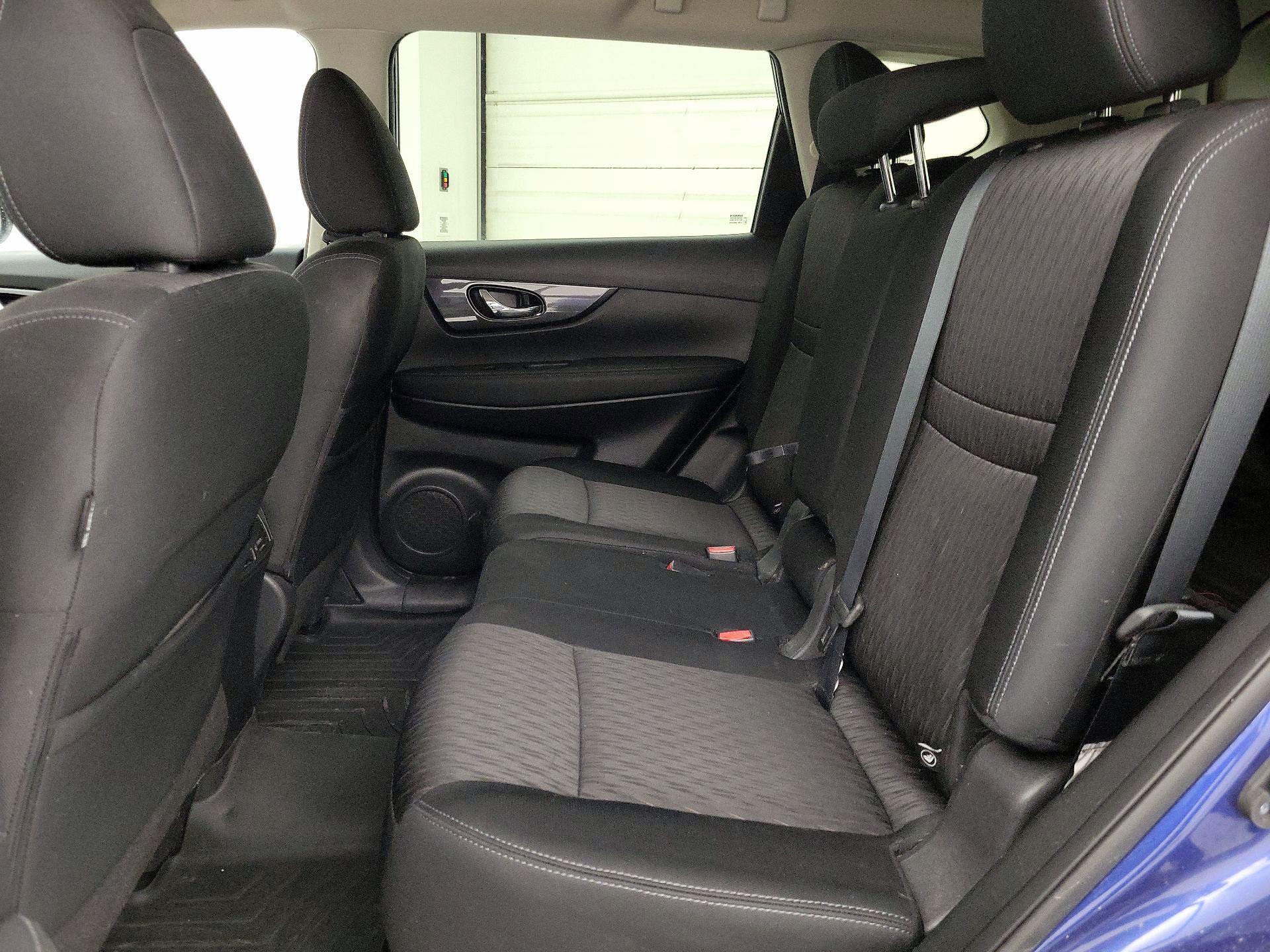 Thumbnail: 2018 Nissan Rogue - 20