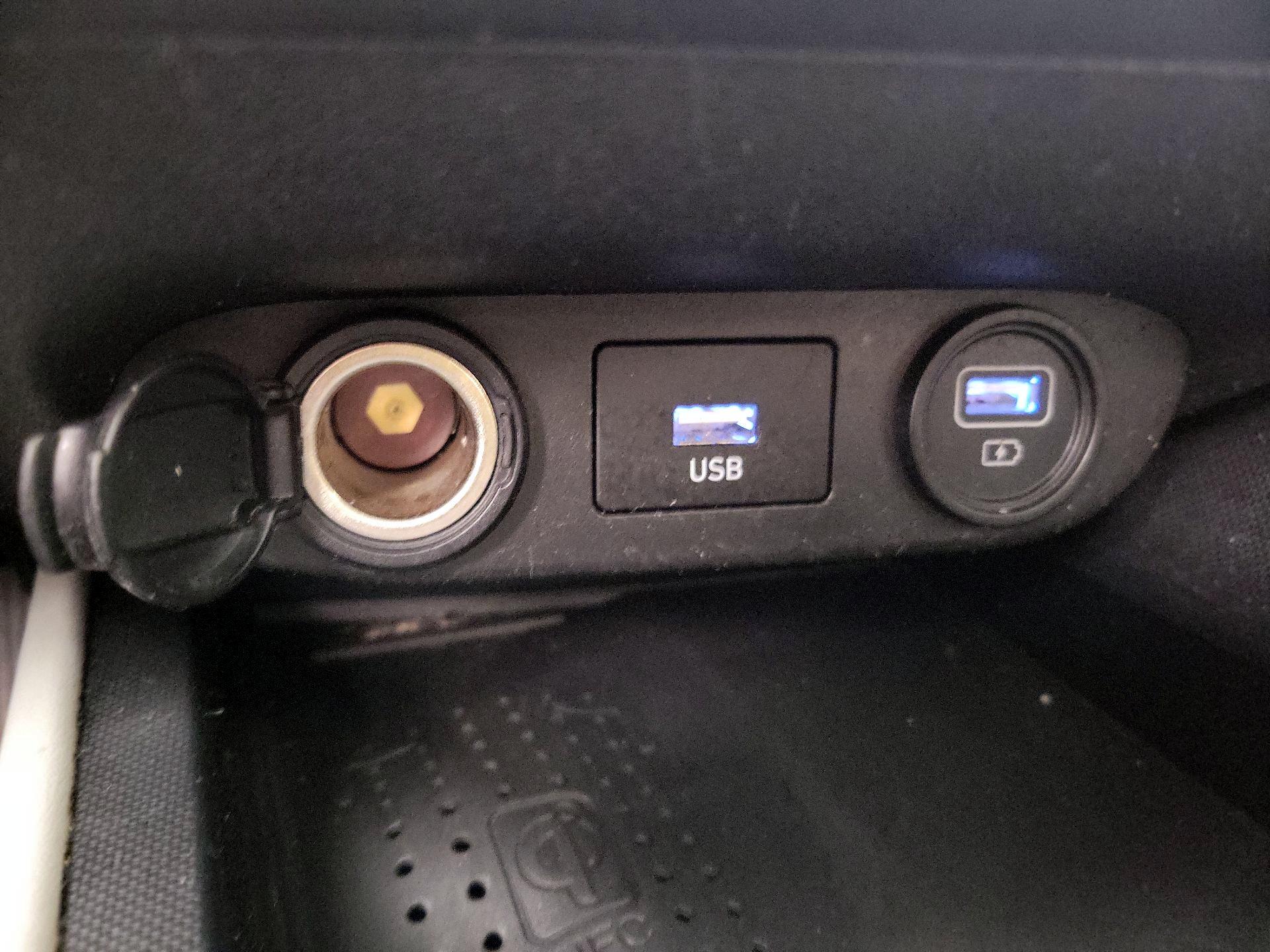 Thumbnail: 2021 Hyundai Elantra - 19