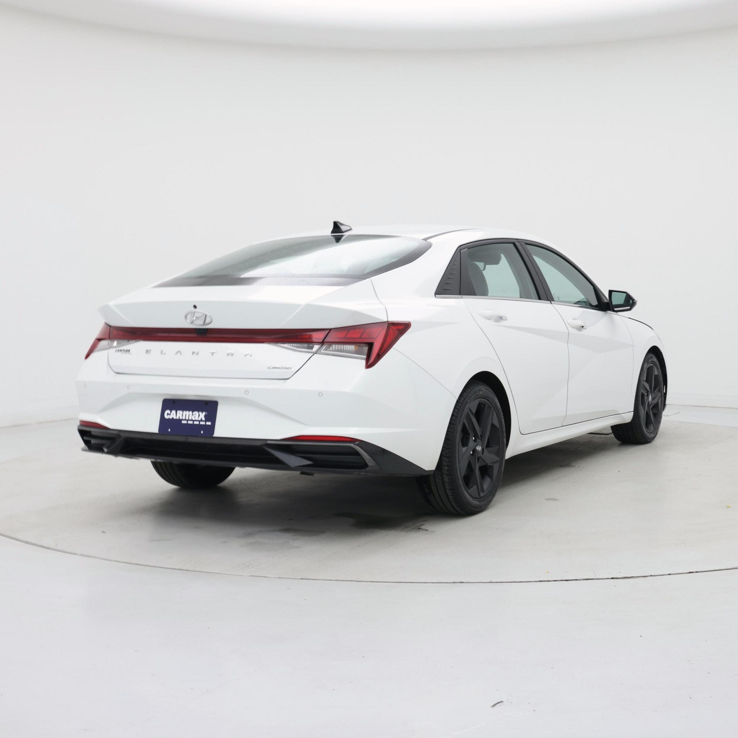 Thumbnail: 2021 Hyundai Elantra - 8