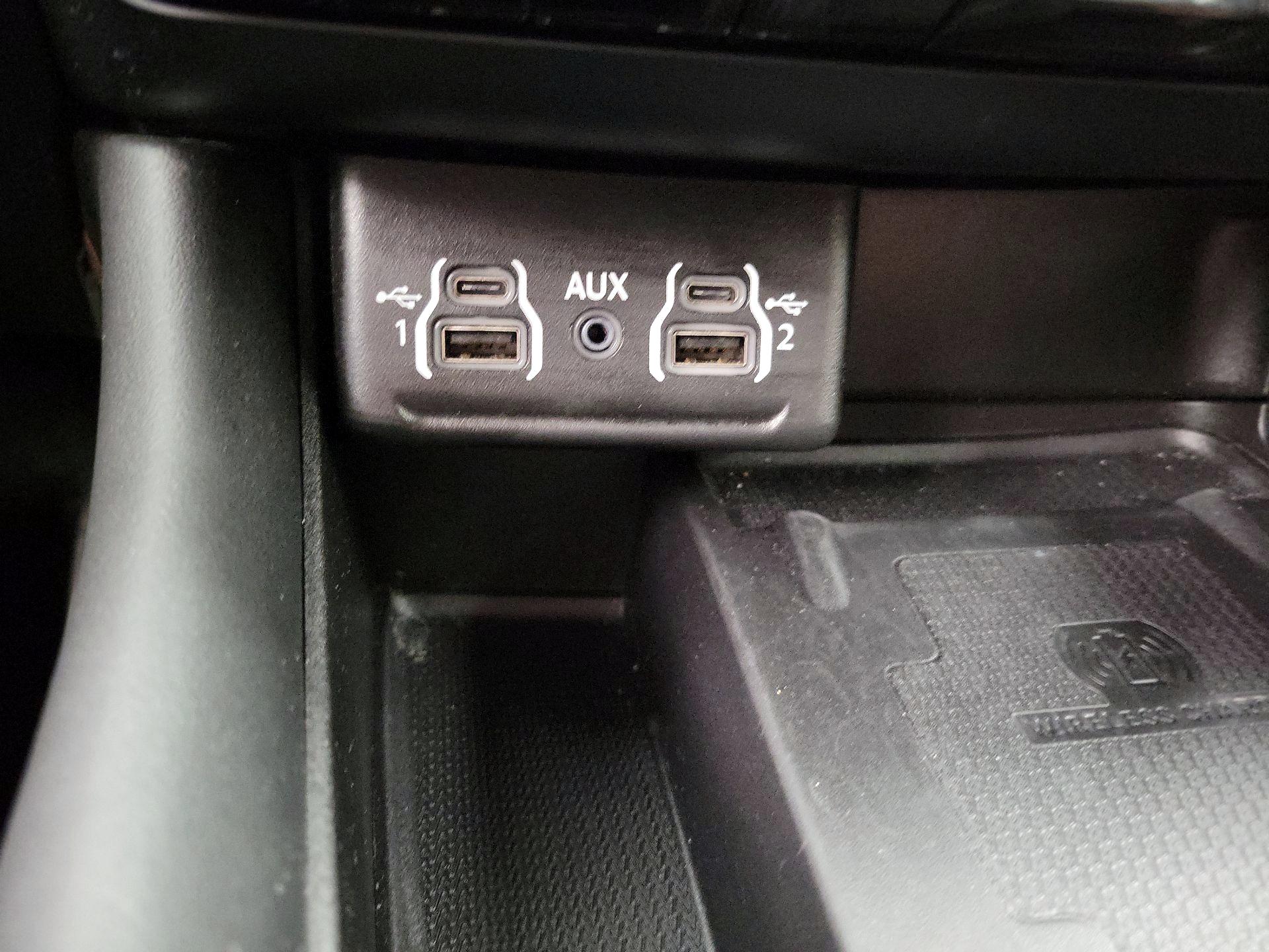 Thumbnail: 2023 Dodge Durango - 19