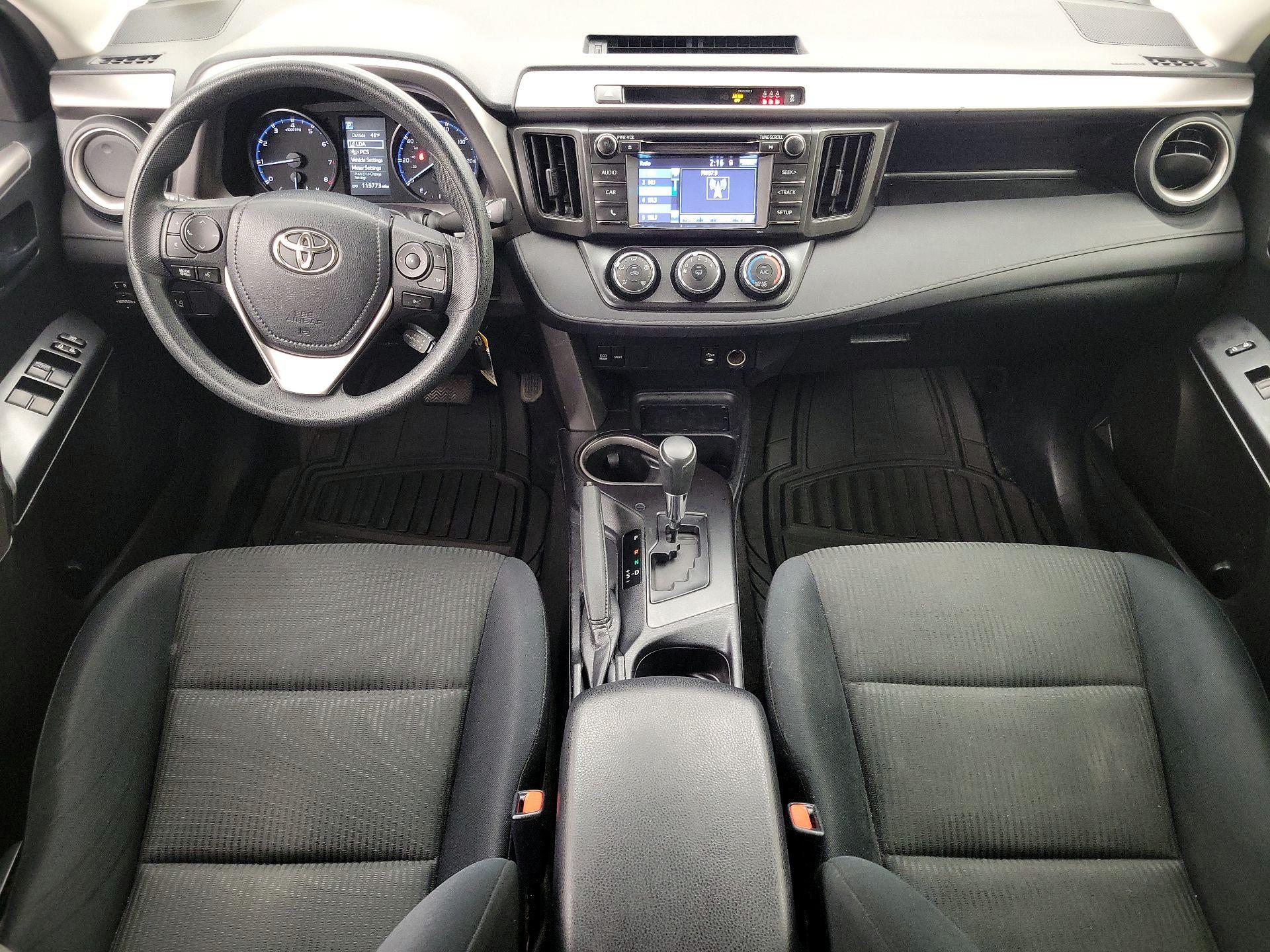 Thumbnail: 2017 Toyota RAV4 - 9