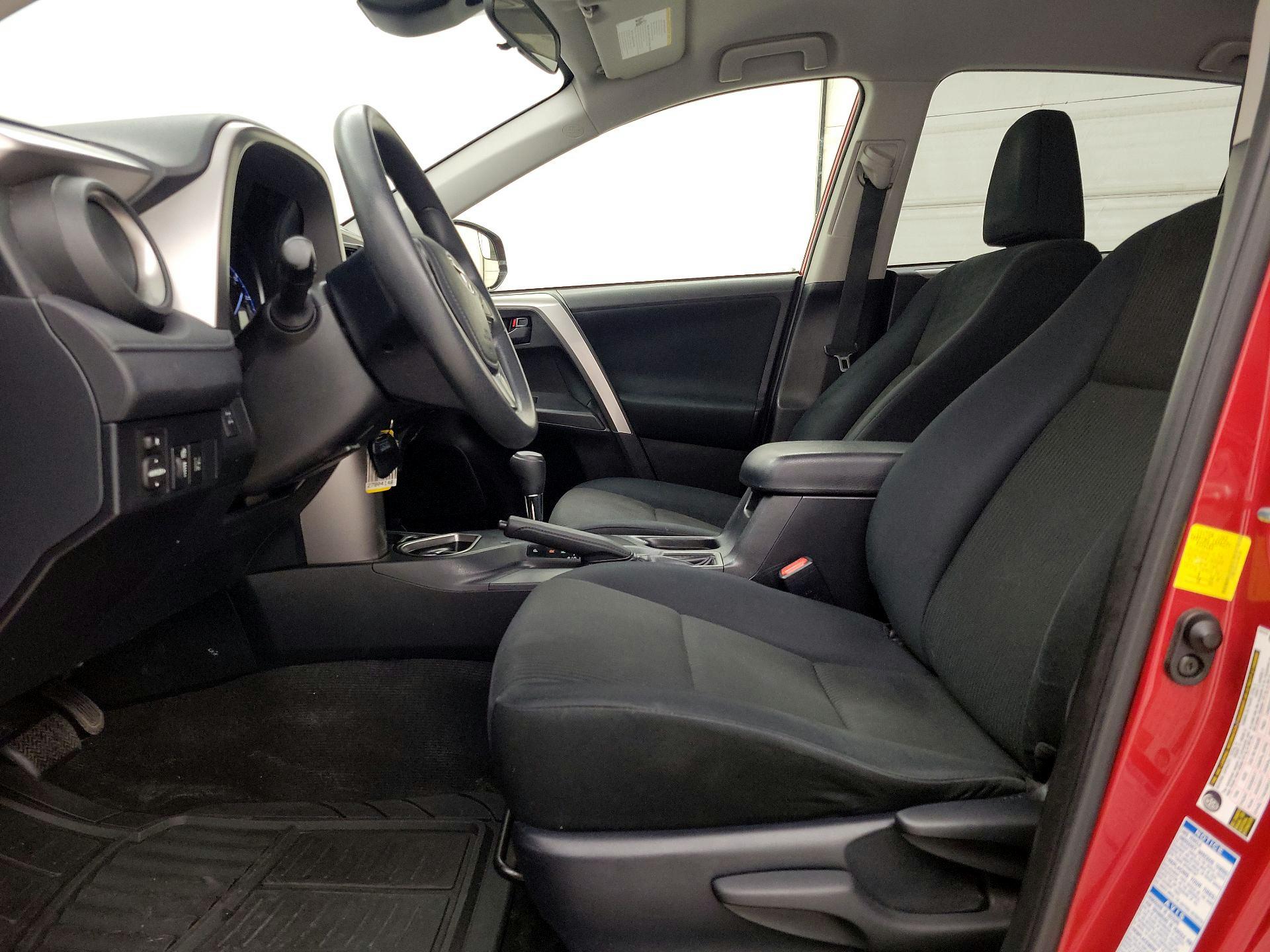 Thumbnail: 2017 Toyota RAV4 - 11