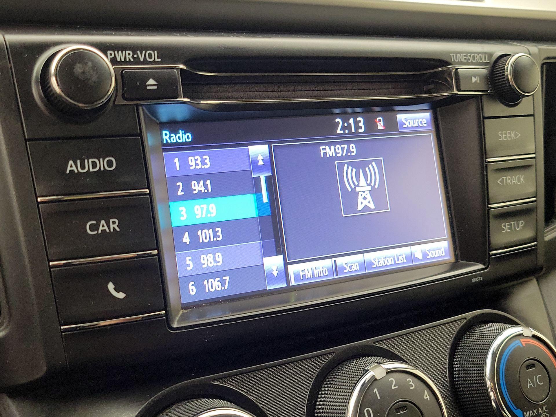 Thumbnail: 2017 Toyota RAV4 - 15