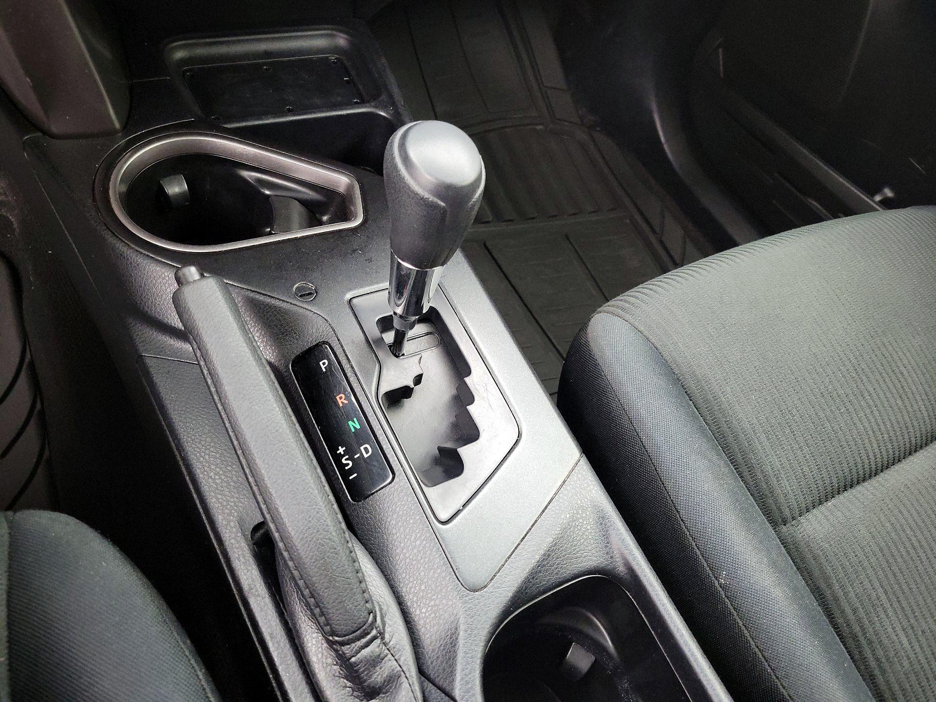 Thumbnail: 2017 Toyota RAV4 - 17