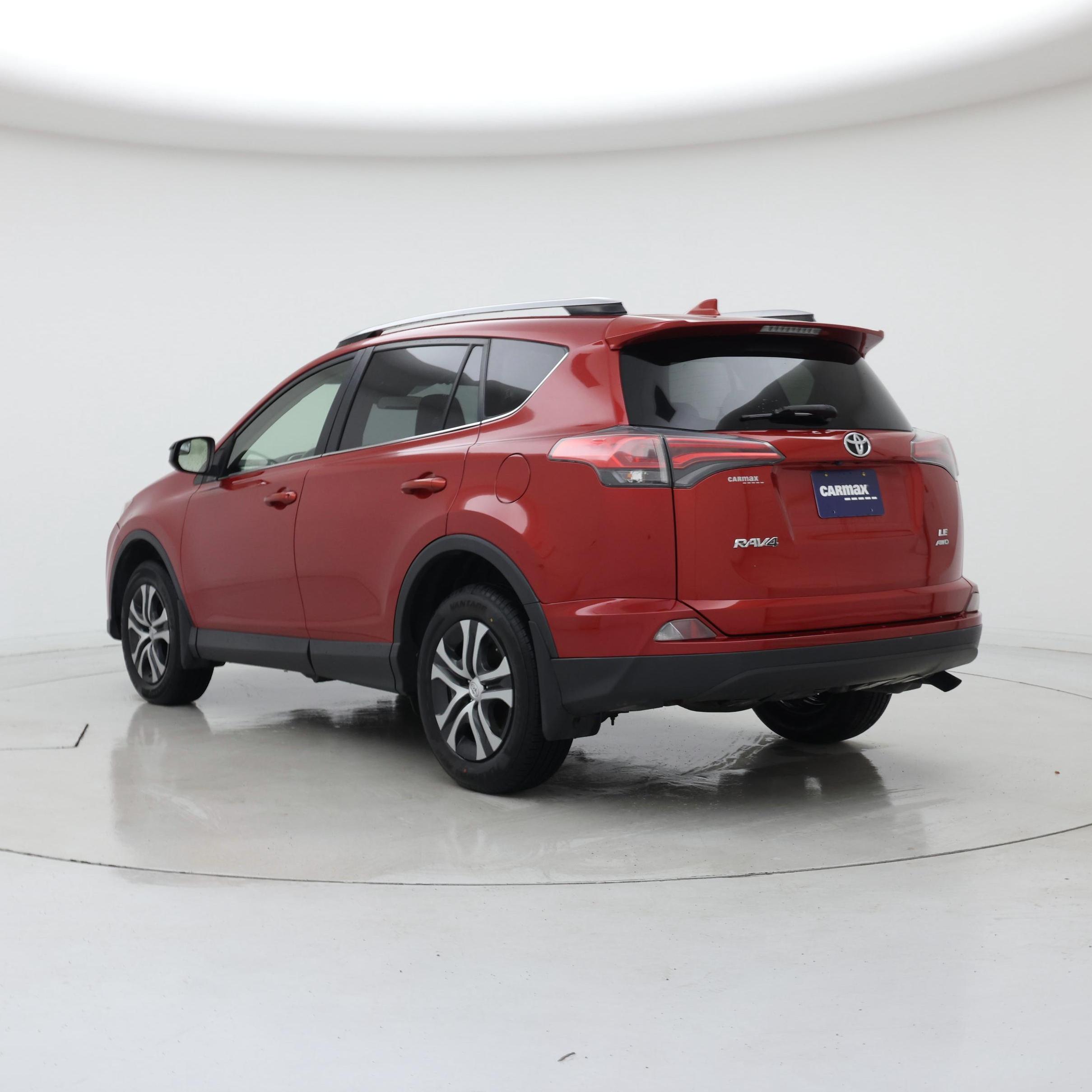 Thumbnail: 2017 Toyota RAV4 - 2