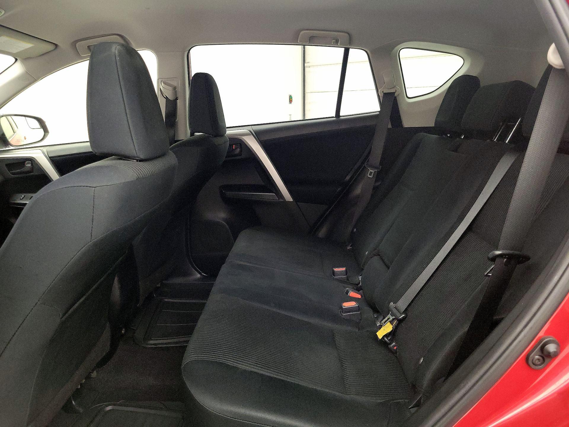 Thumbnail: 2017 Toyota RAV4 - 19