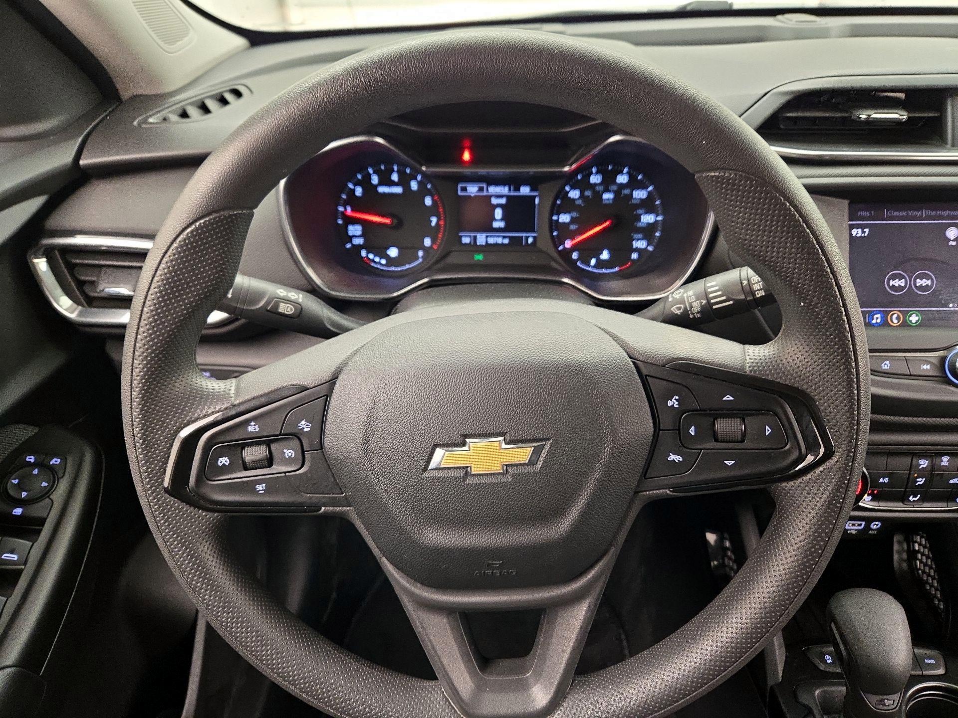 Thumbnail: 2022 Chevrolet TrailBlazer - 10