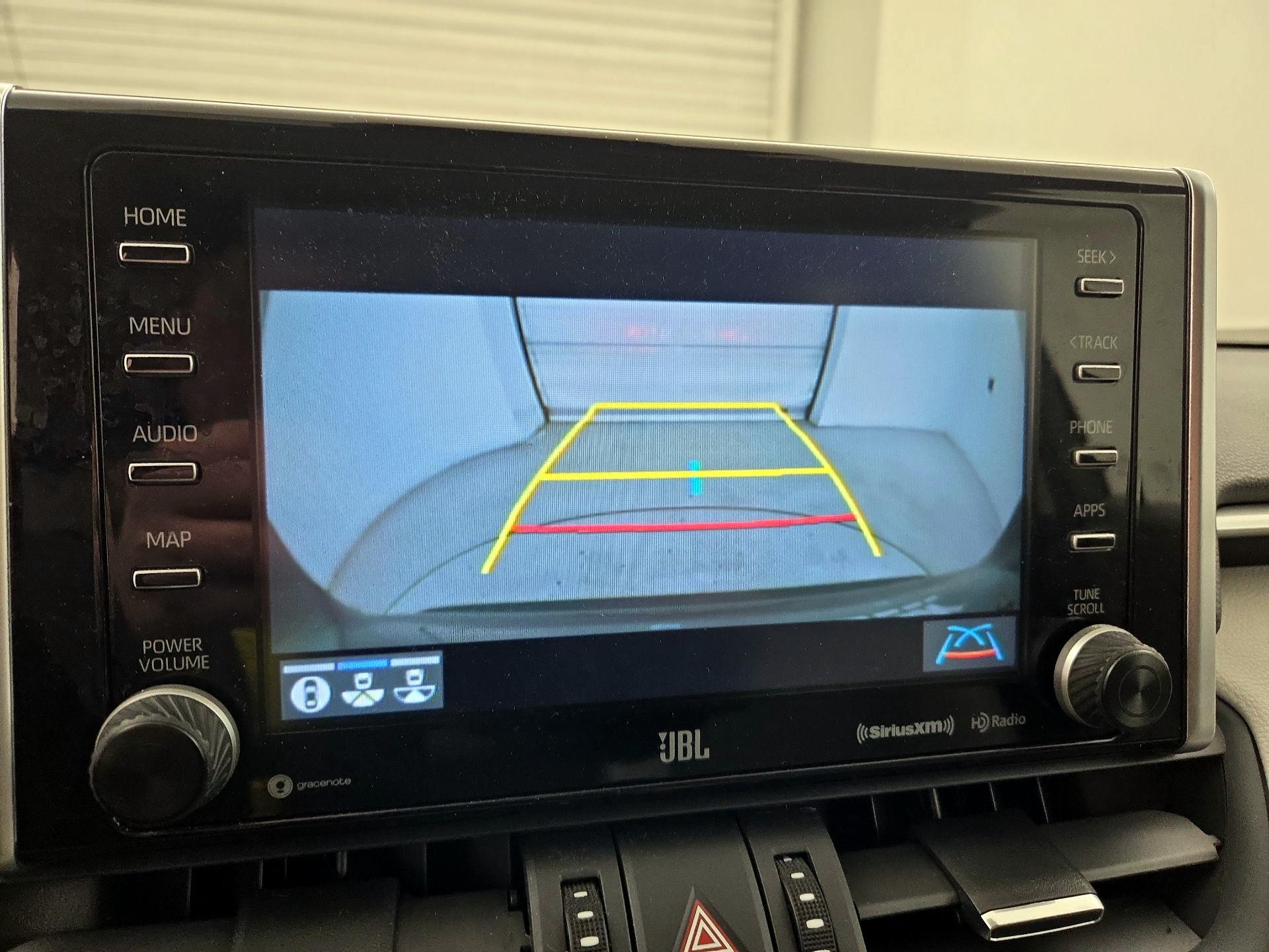 Thumbnail: 2020 Toyota RAV4 - 15