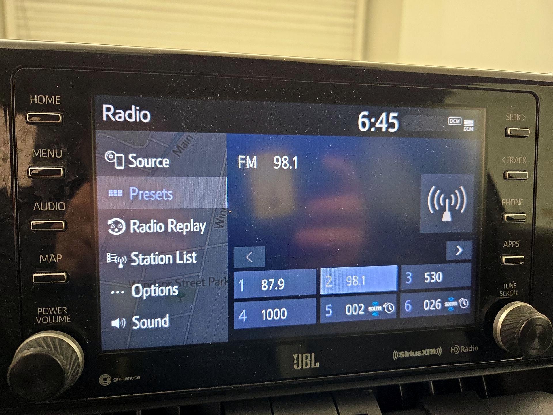 Thumbnail: 2020 Toyota RAV4 - 16