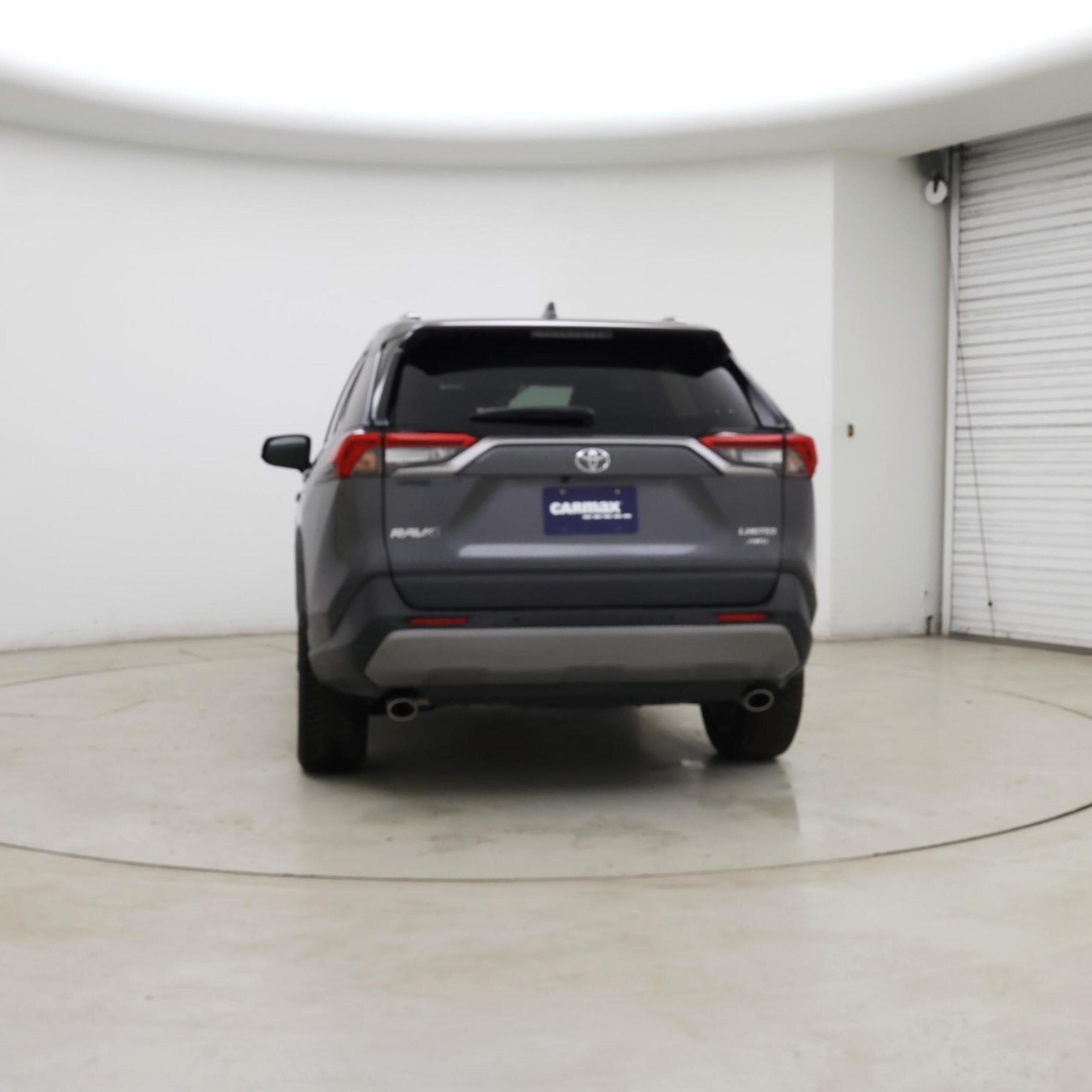 Thumbnail: 2020 Toyota RAV4 - 6