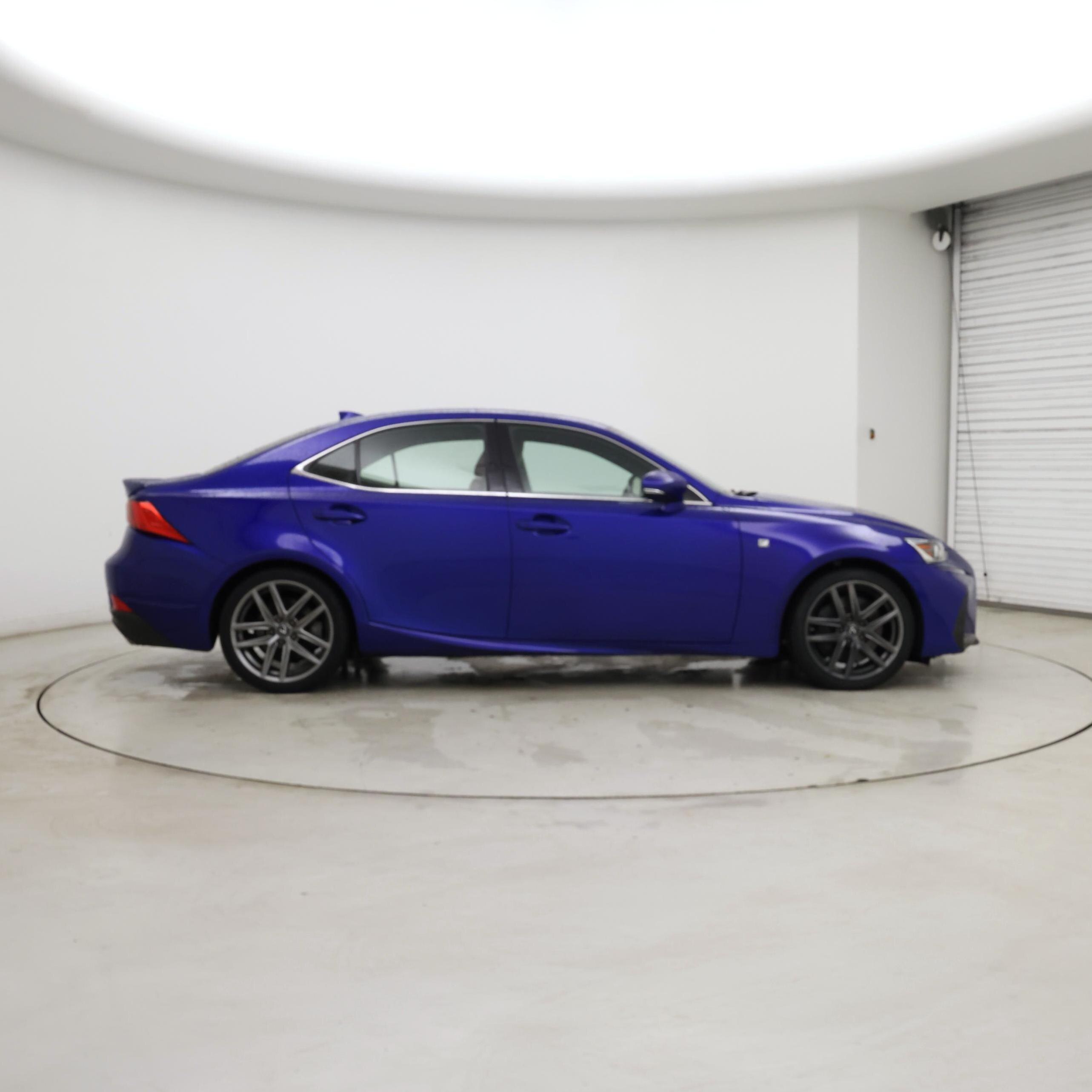 Thumbnail: 2020 Lexus IS - 7