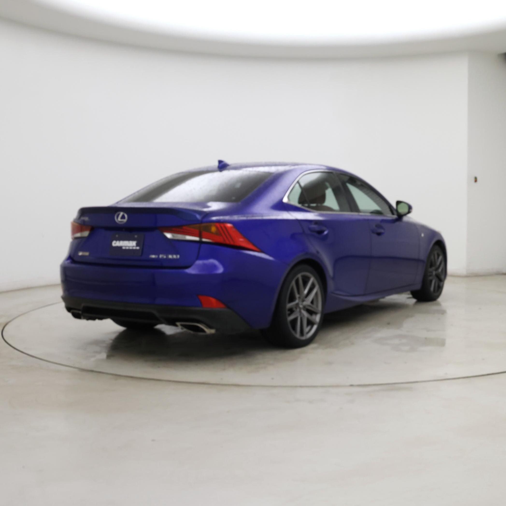 Thumbnail: 2020 Lexus IS - 8