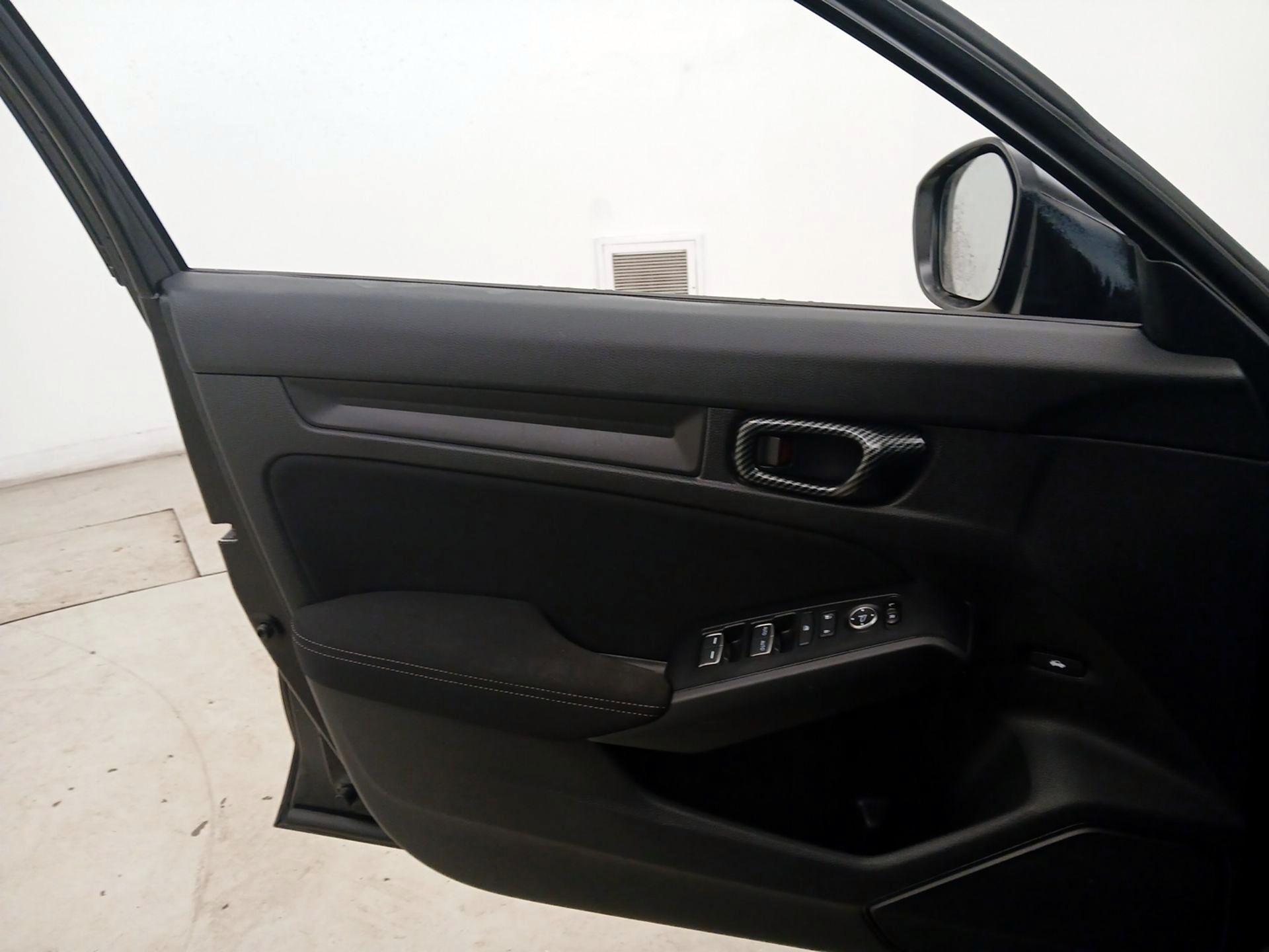 Thumbnail: 2024 Honda Civic - 12