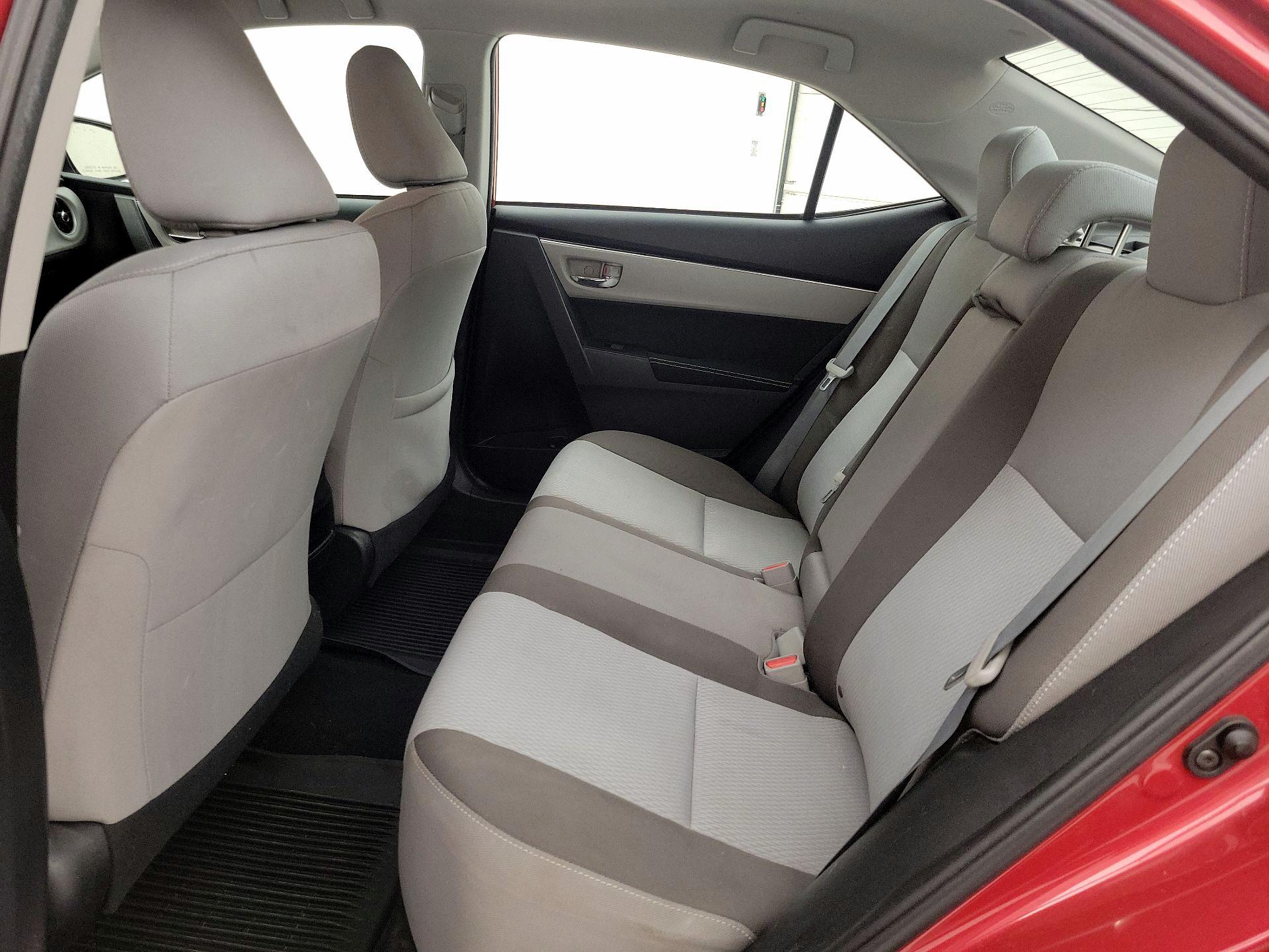 Thumbnail: 2018 Toyota Corolla - 19