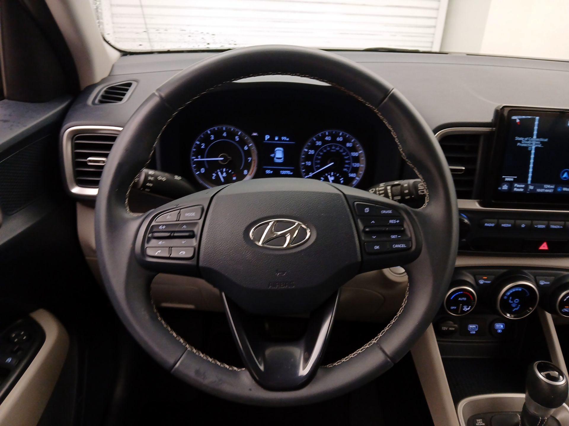 Thumbnail: 2021 Hyundai Venue - 10