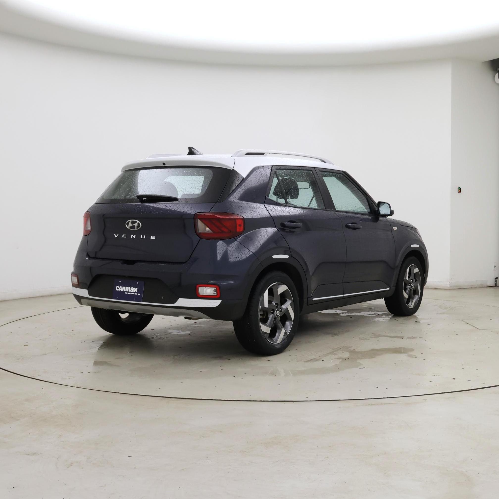 Thumbnail: 2021 Hyundai Venue - 8