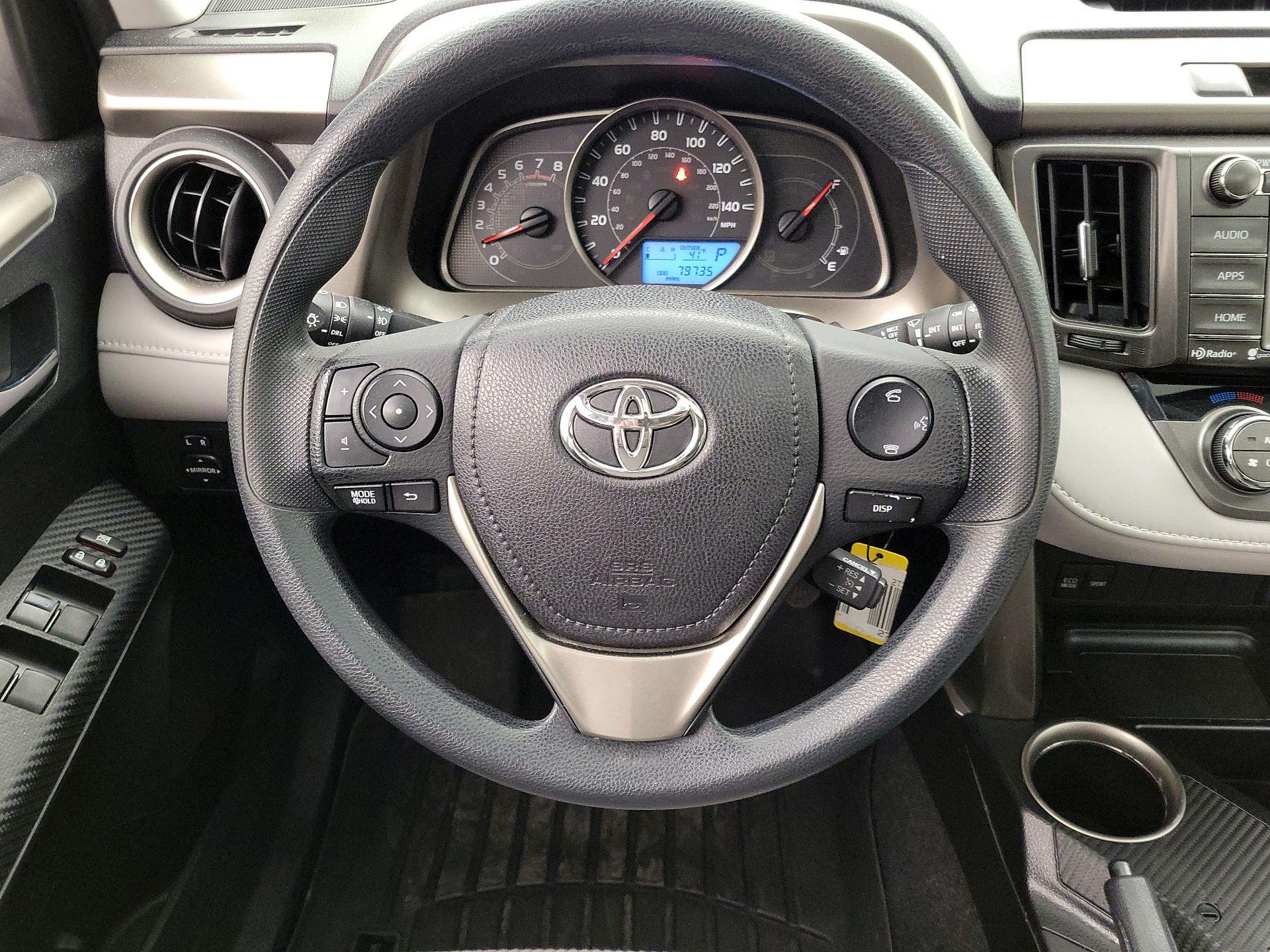 Thumbnail: 2014 Toyota RAV4 - 10