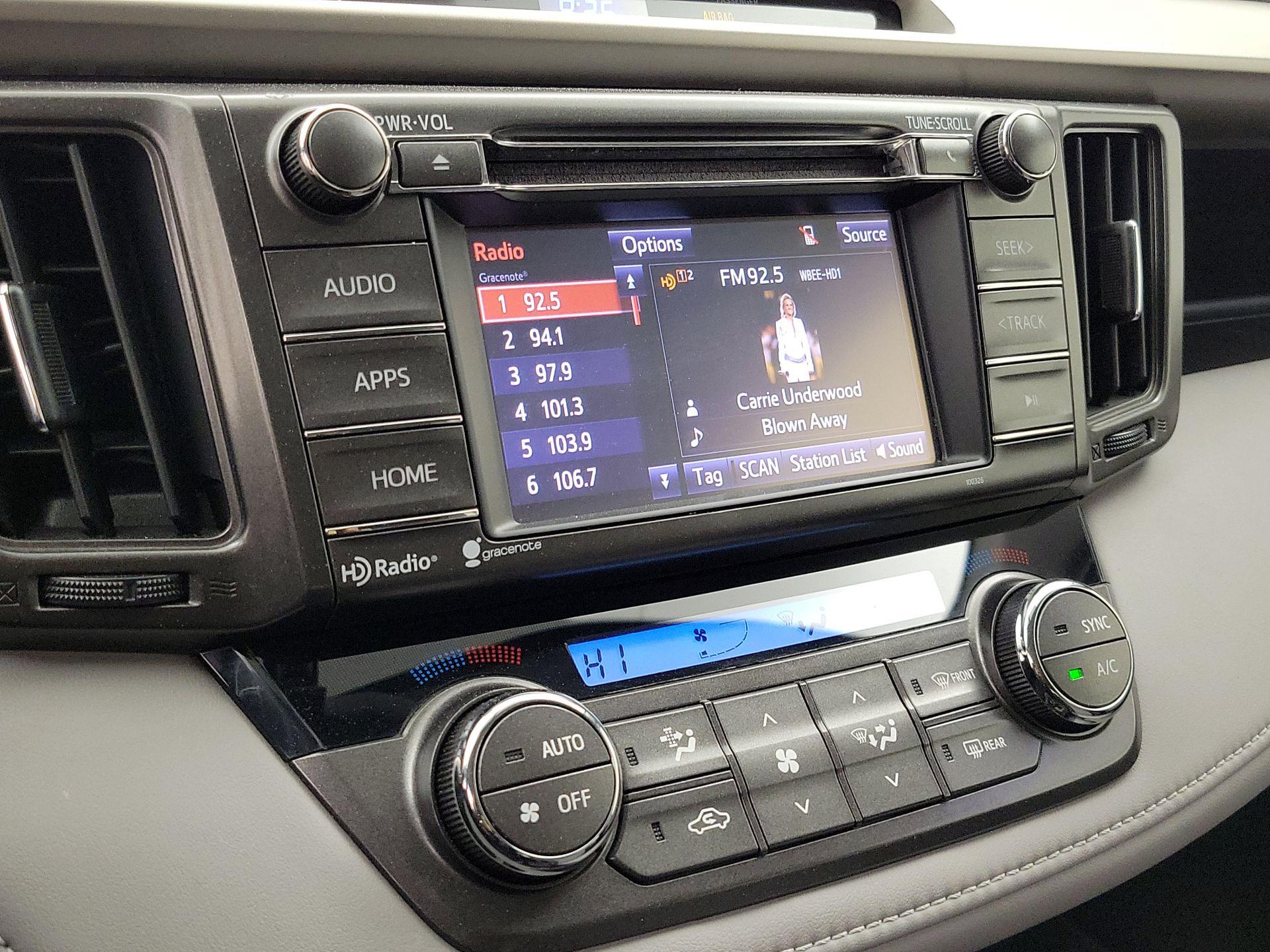 Thumbnail: 2014 Toyota RAV4 - 15