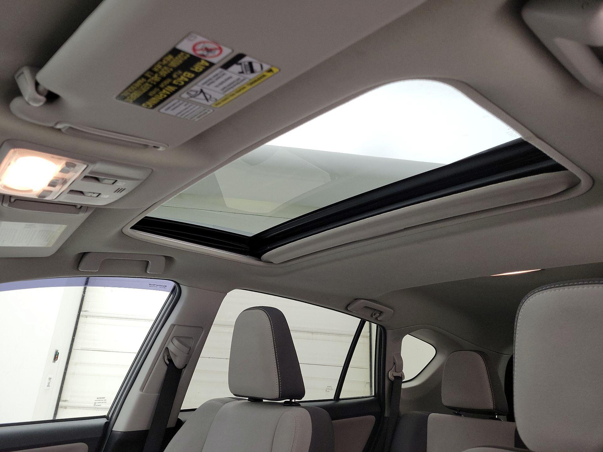 Thumbnail: 2014 Toyota RAV4 - 19