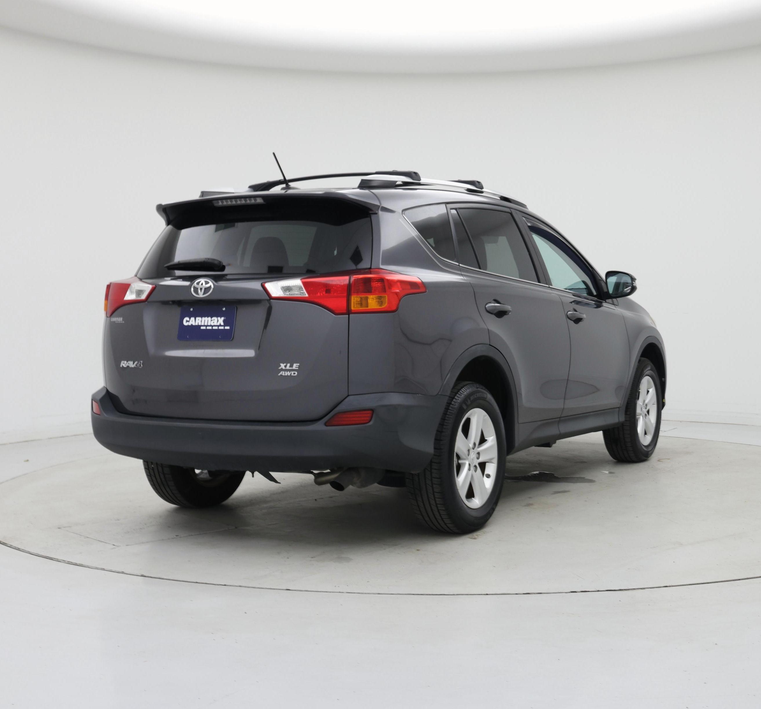Thumbnail: 2014 Toyota RAV4 - 8