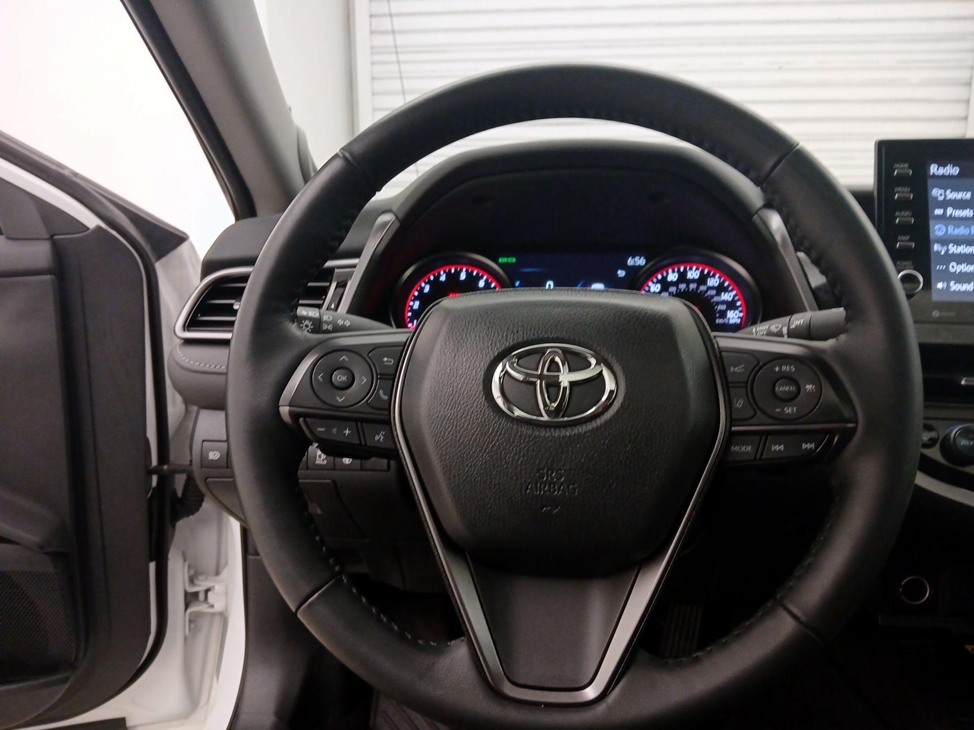 Thumbnail: 2024 Toyota Camry - 10