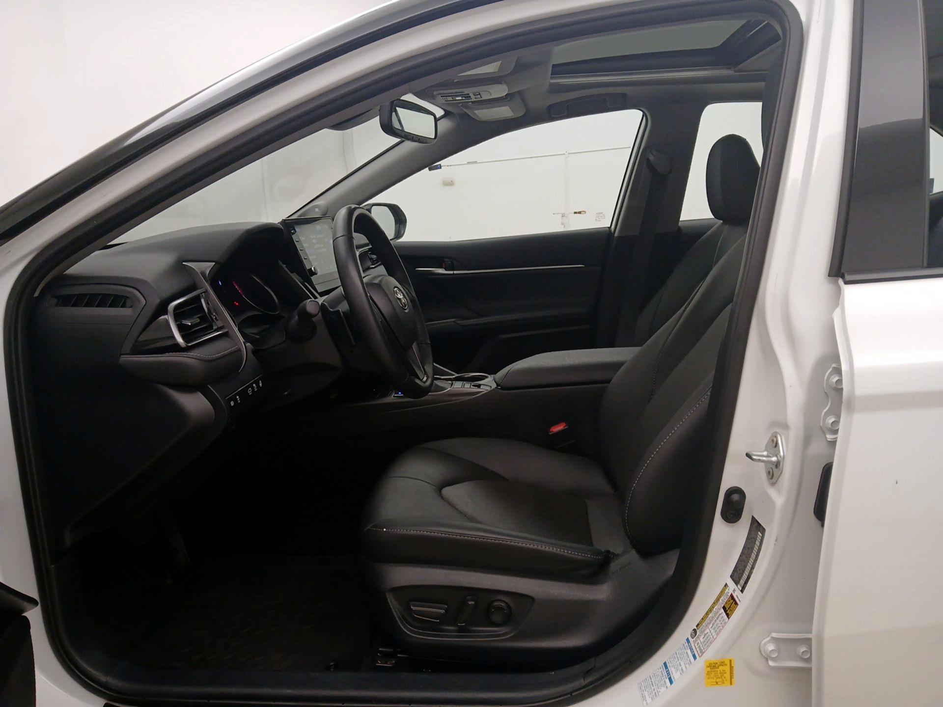 Thumbnail: 2024 Toyota Camry - 11