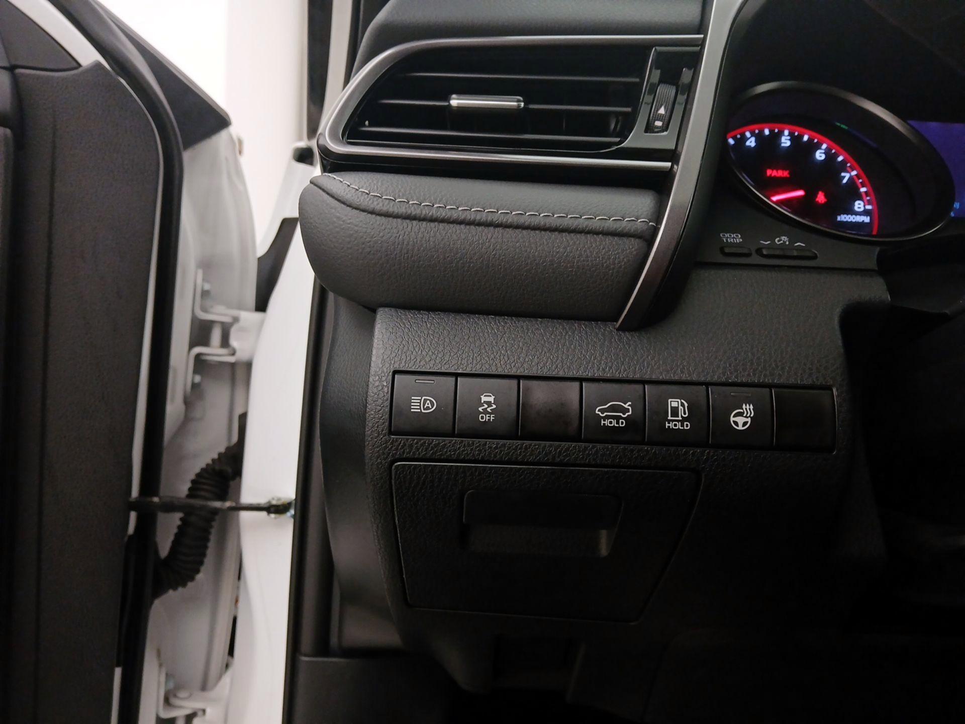 Thumbnail: 2024 Toyota Camry - 13