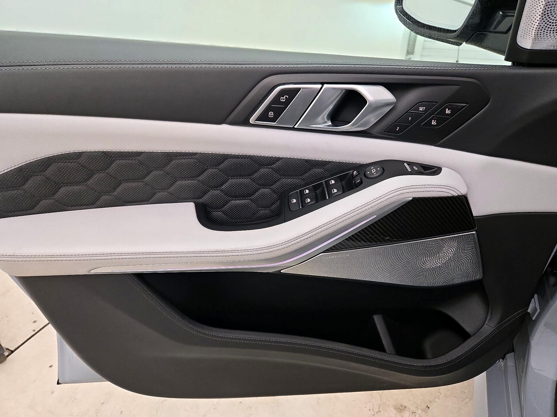 Thumbnail: 2024 BMW X5 - 12