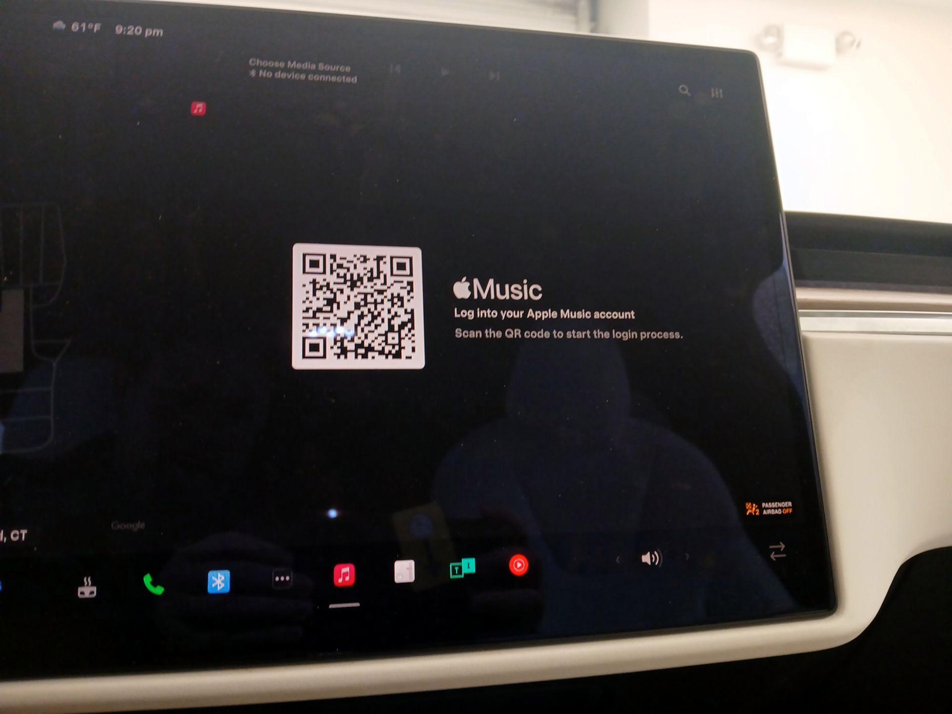 Thumbnail: 2022 Tesla Model X - 14