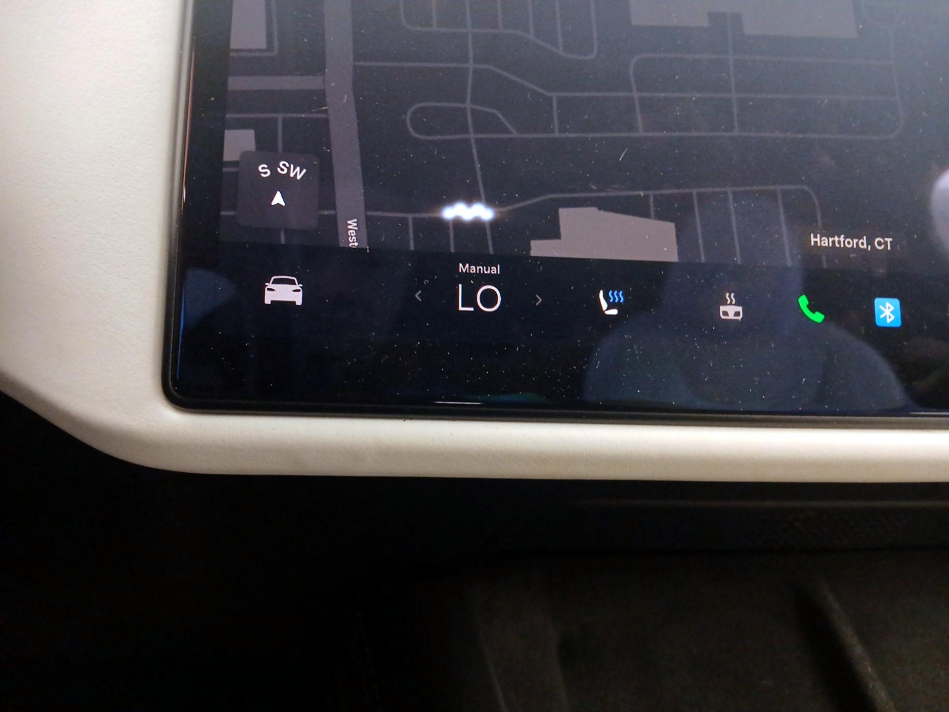 Thumbnail: 2022 Tesla Model X - 15