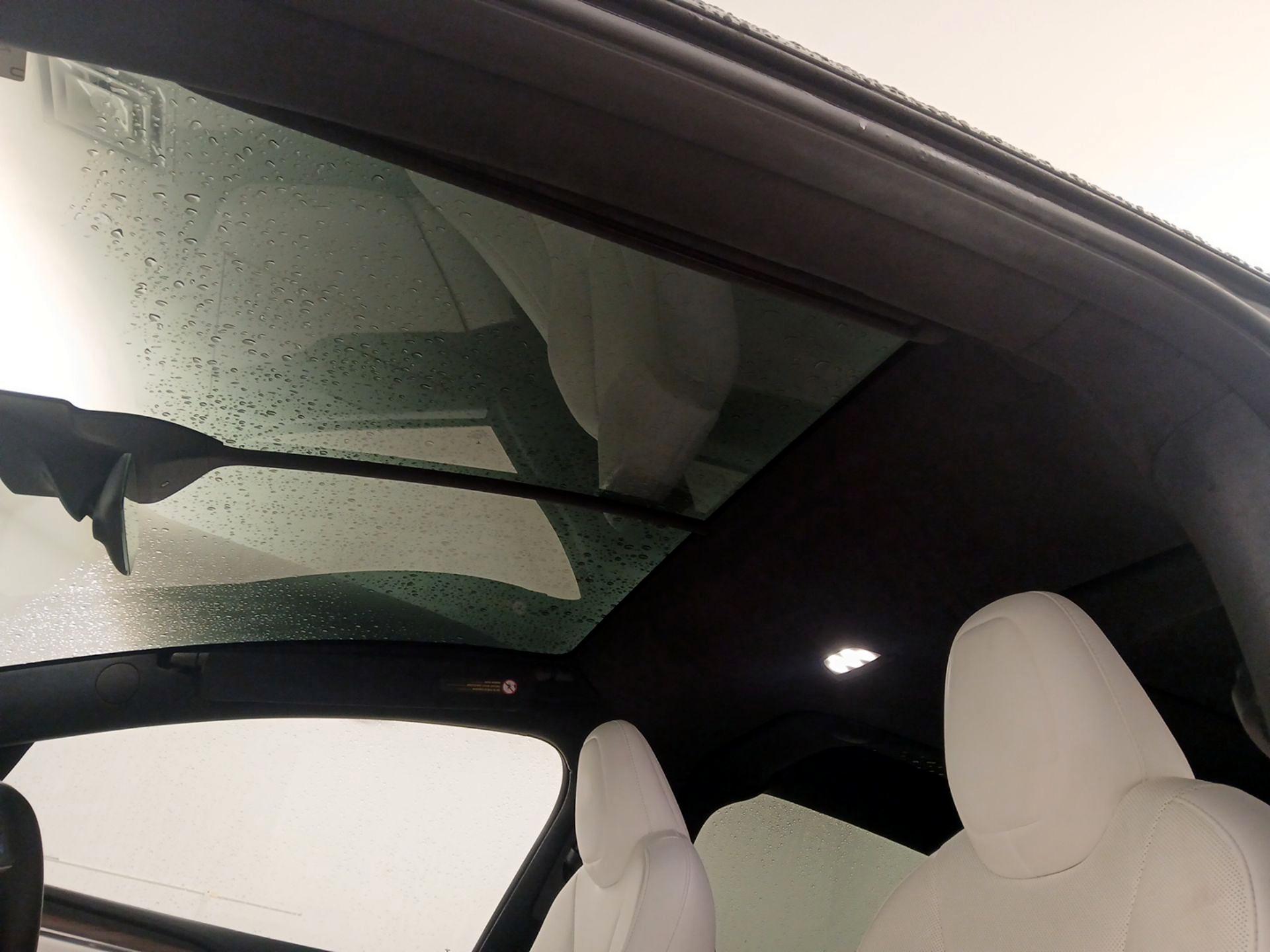 Thumbnail: 2022 Tesla Model X - 17