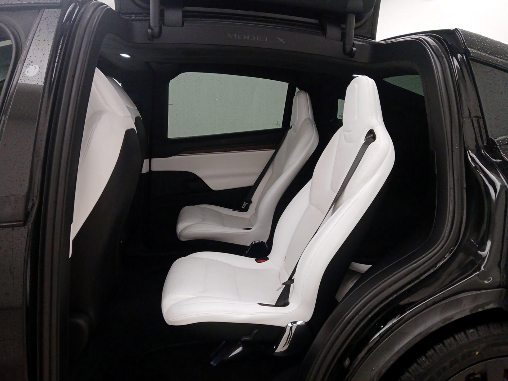 Thumbnail: 2022 Tesla Model X - 18