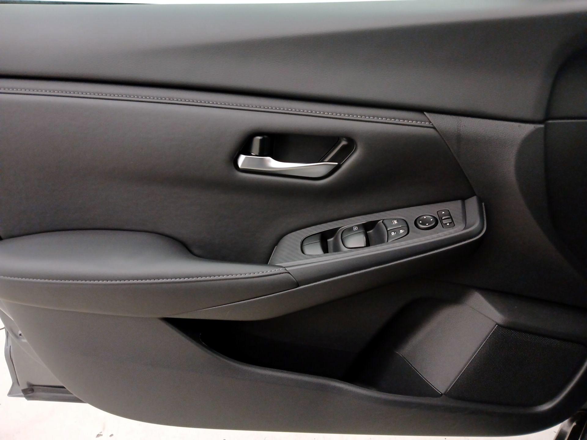 Thumbnail: 2024 Nissan Sentra - 12