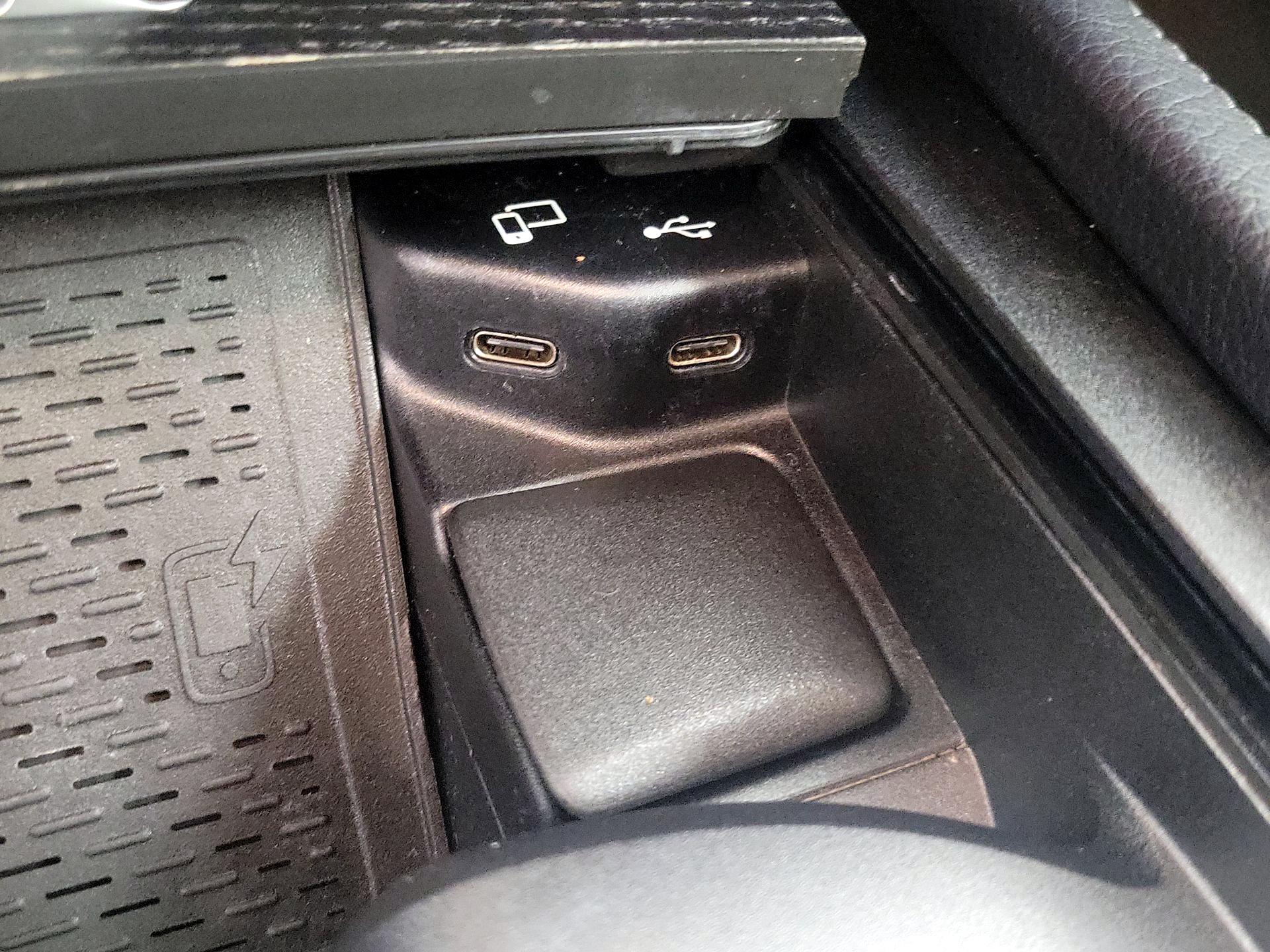 Thumbnail: 2021 Mercedes-Benz GLE - 19