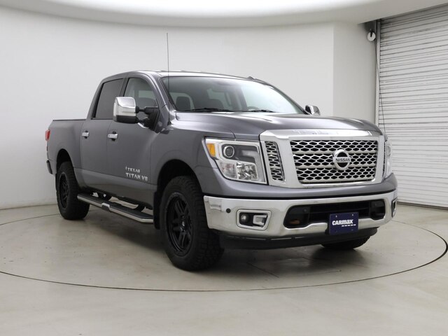 Gray 2018 Nissan Titan SL Crew Cab 4WD Pickup Truck Four-Wheel Drive Automatic