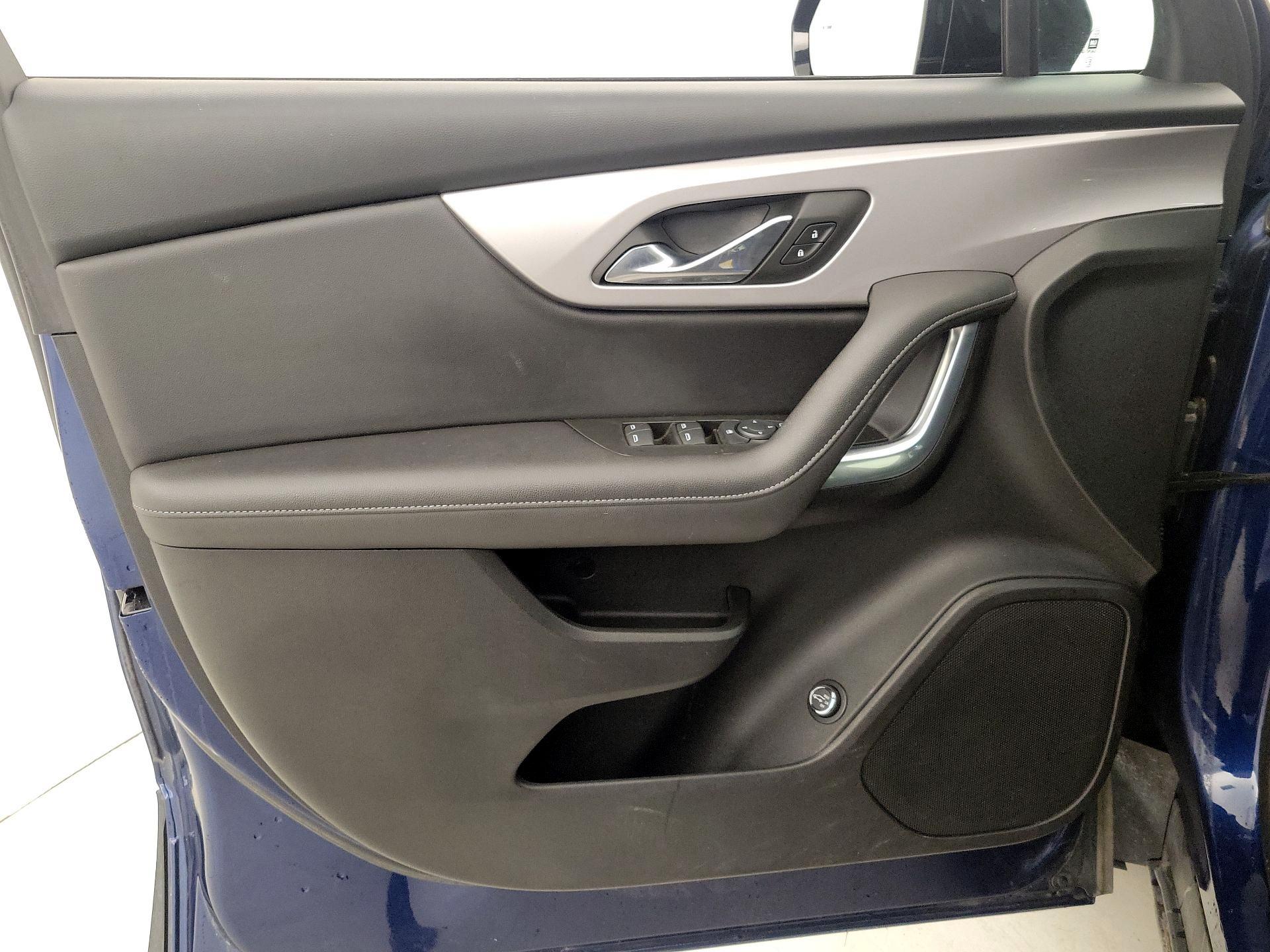 Thumbnail: 2022 Chevrolet Blazer - 12