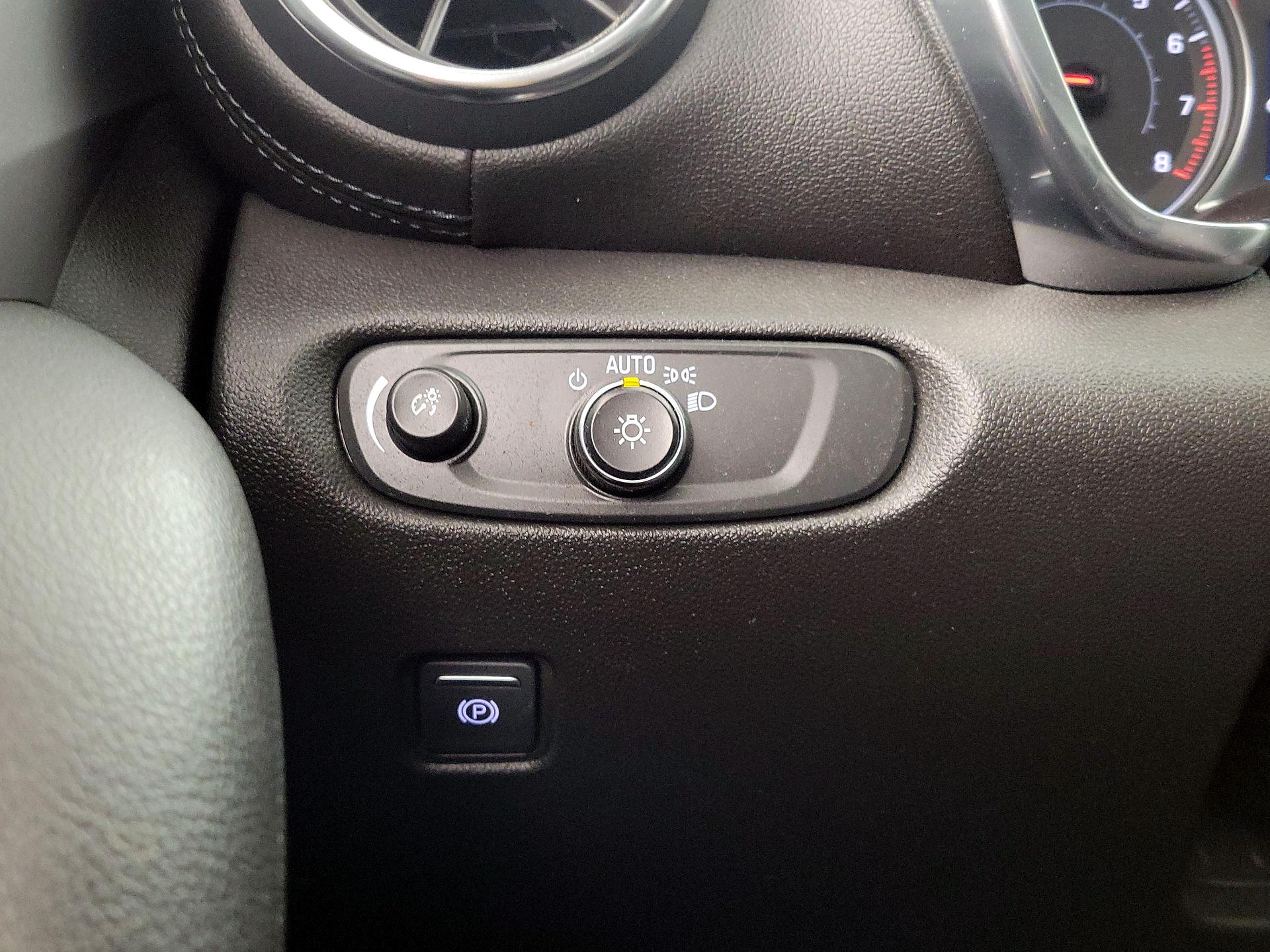 Thumbnail: 2022 Chevrolet Blazer - 13