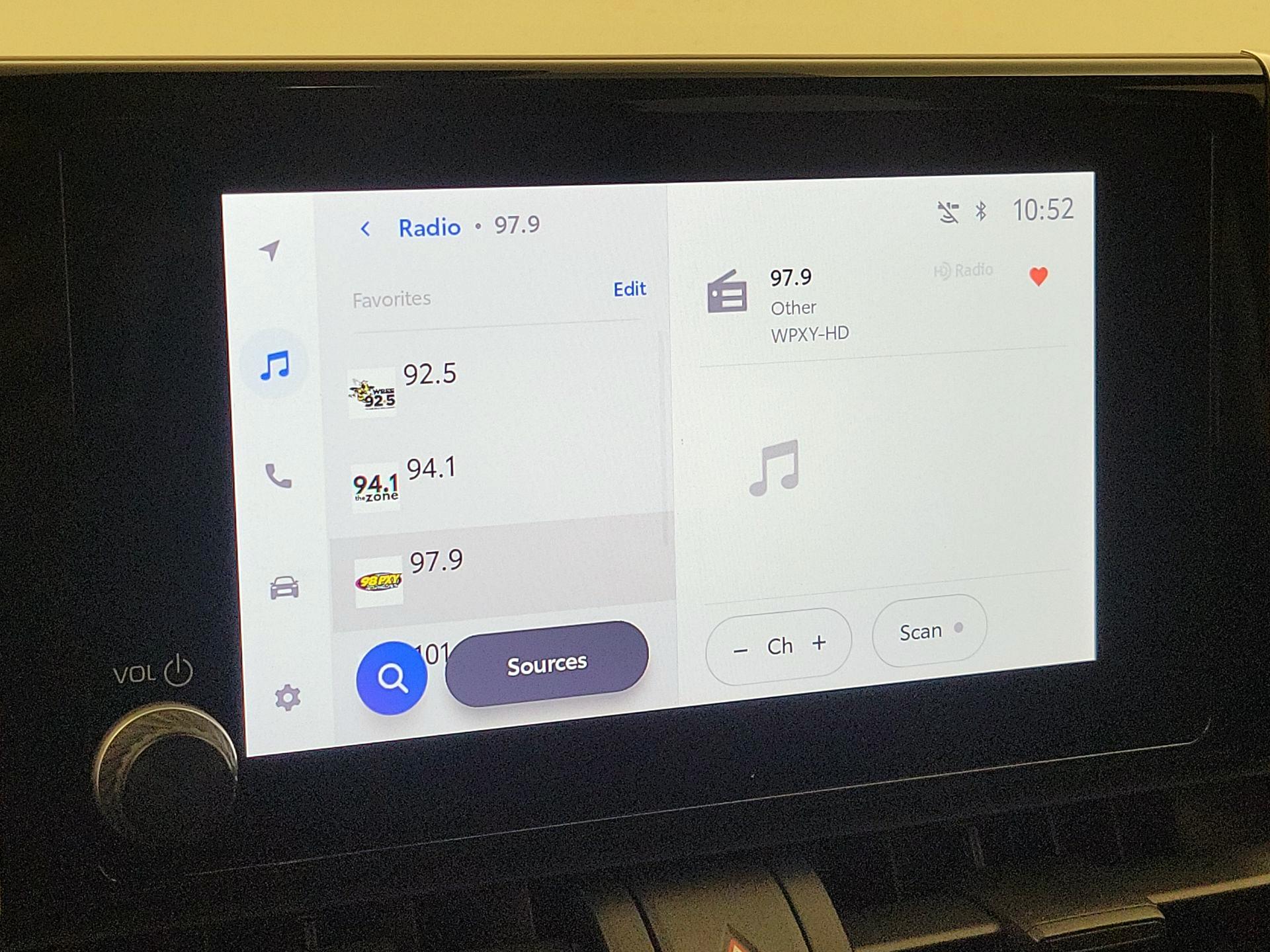 Thumbnail: 2025 Toyota RAV4 - 15