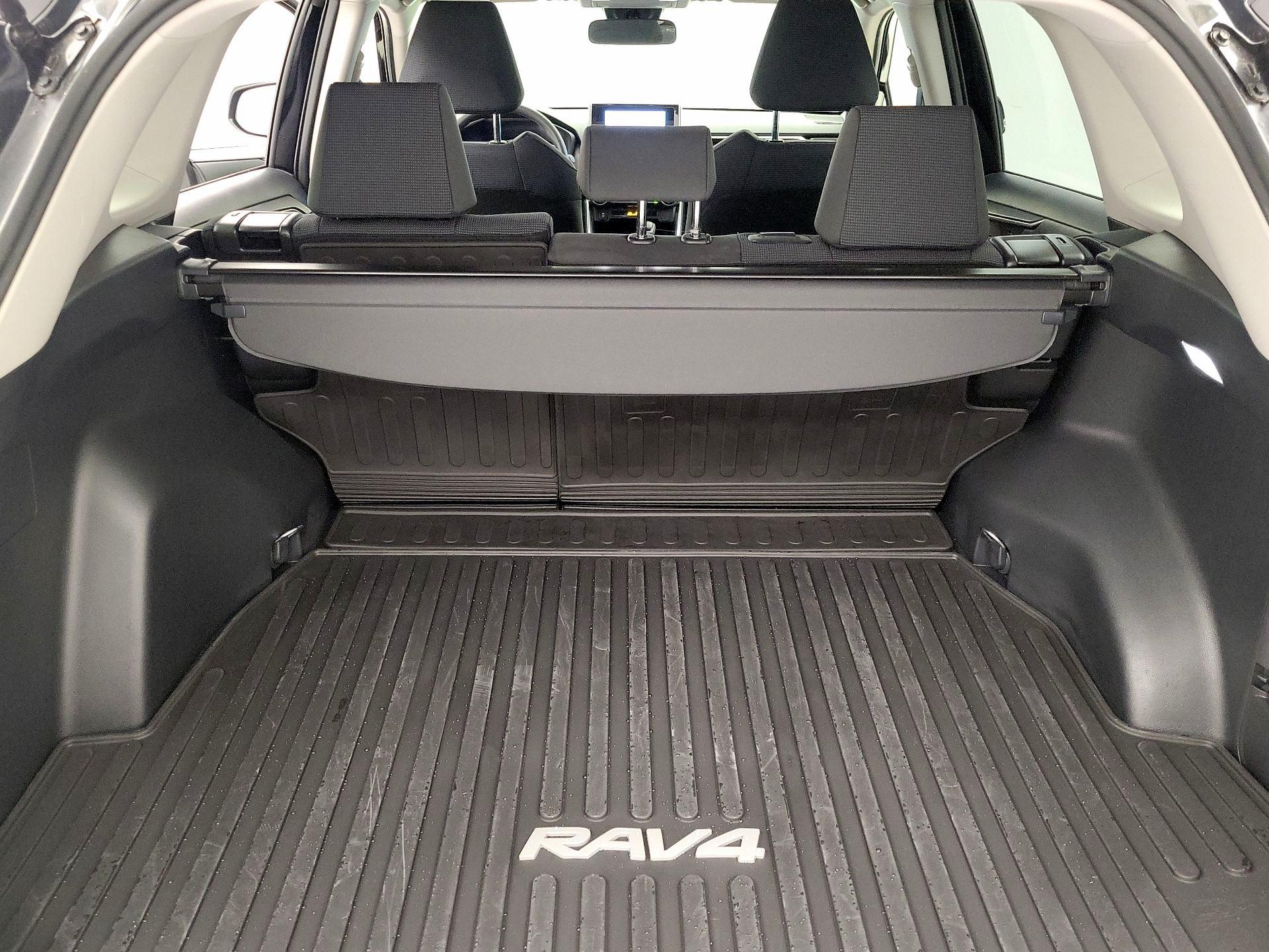 Thumbnail: 2025 Toyota RAV4 - 20