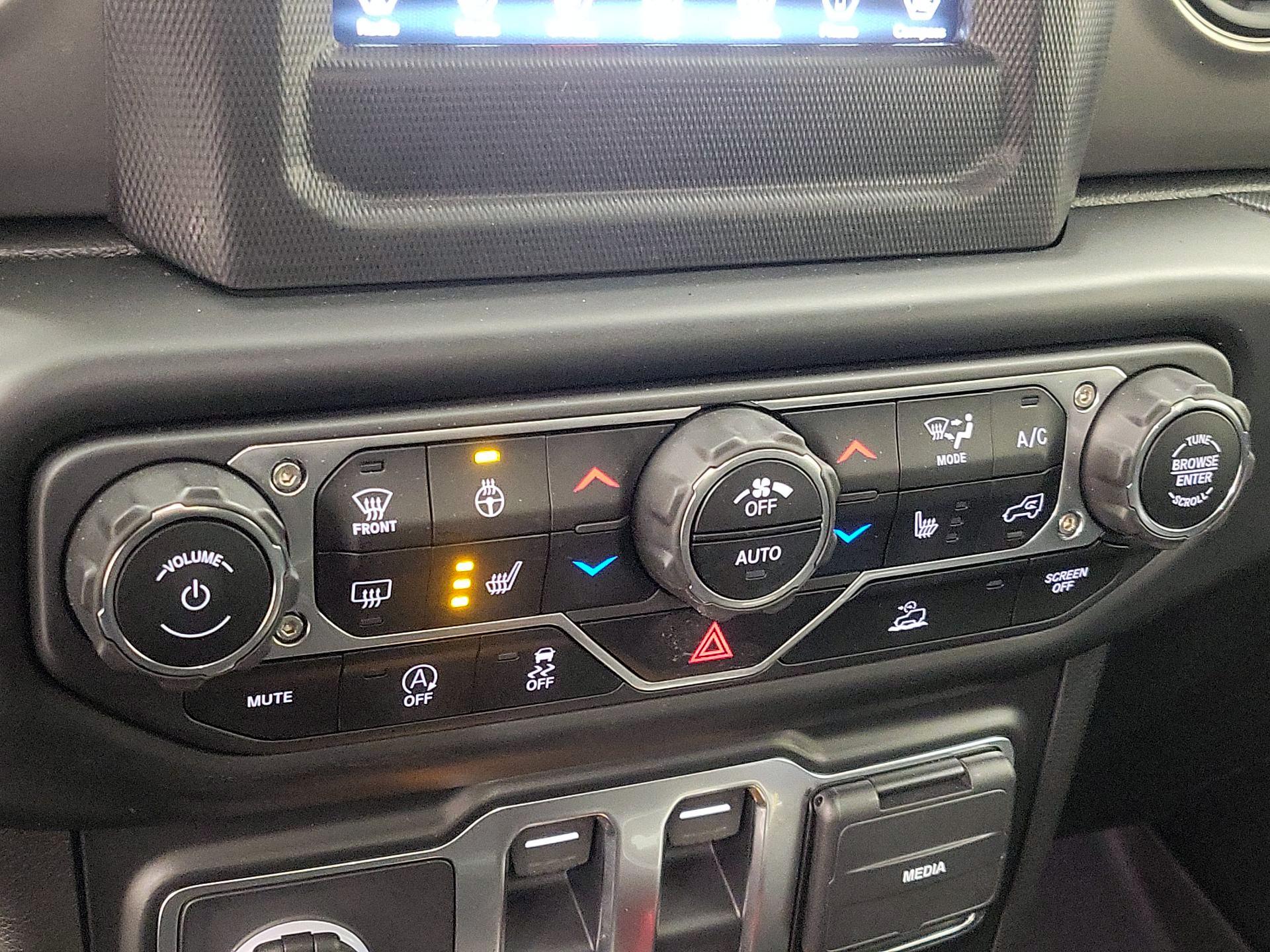 Thumbnail: 2021 Jeep Wrangler - 16