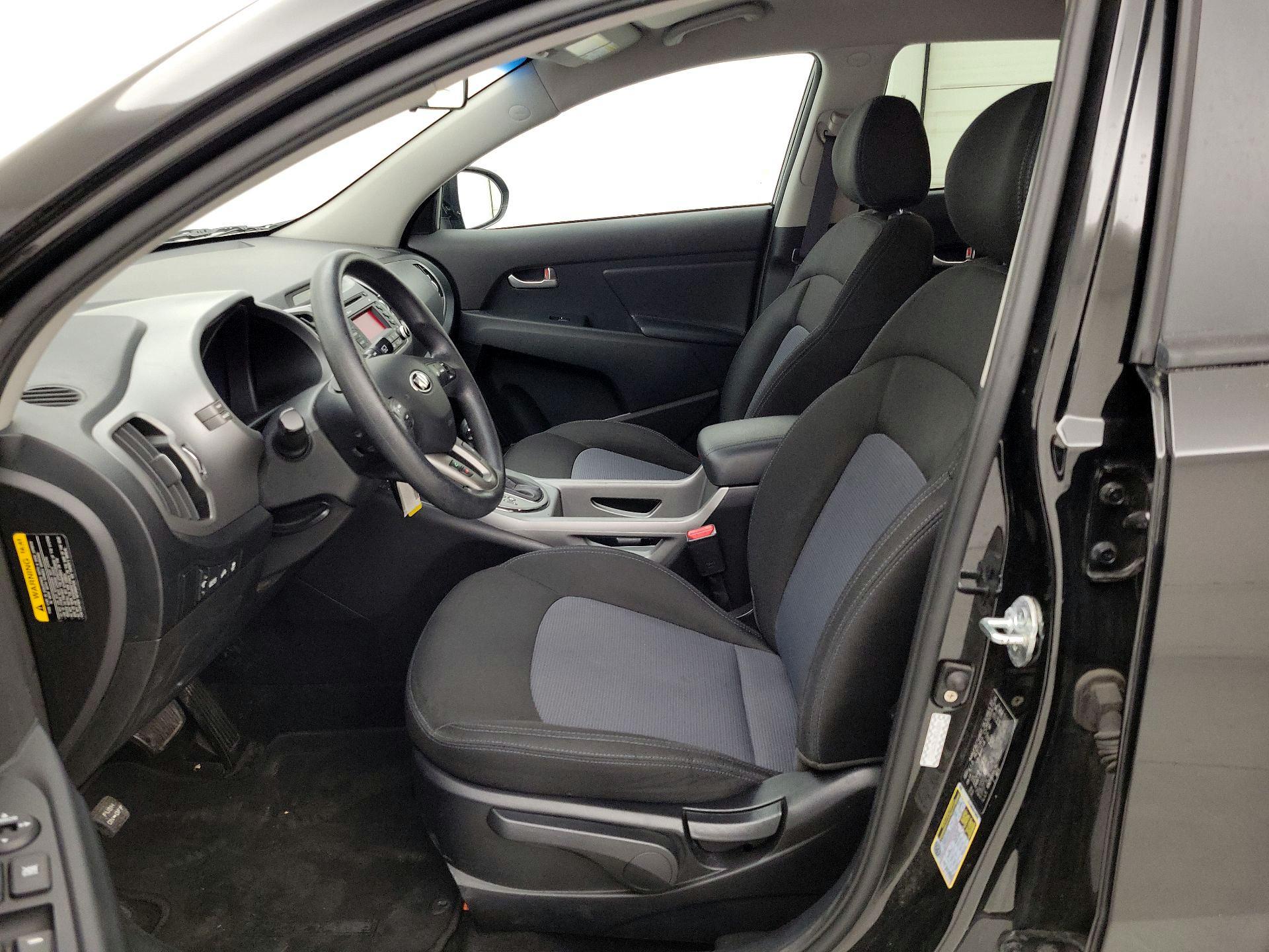 Thumbnail: 2016 Kia Sportage - 11