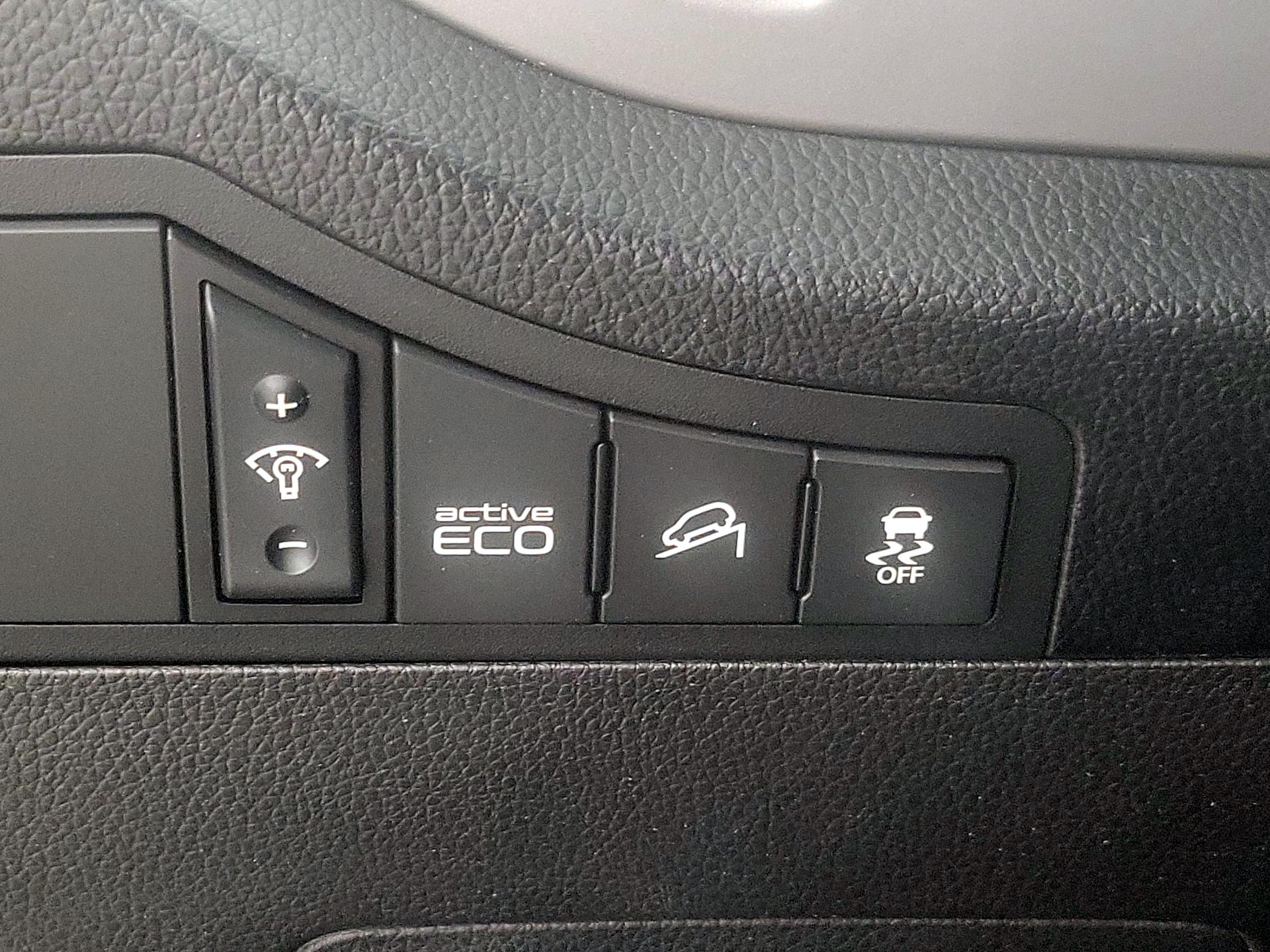 Thumbnail: 2016 Kia Sportage - 13