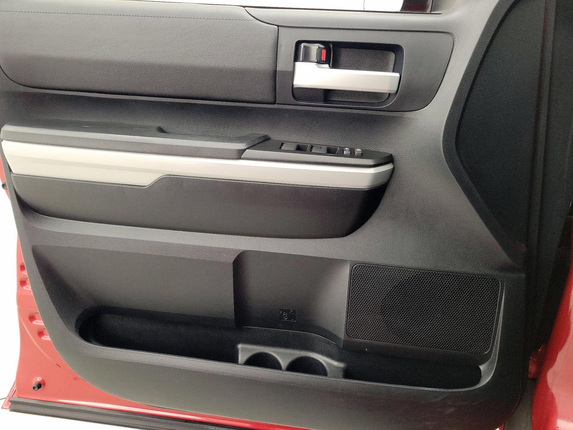 Thumbnail: 2019 Toyota Tundra - 12