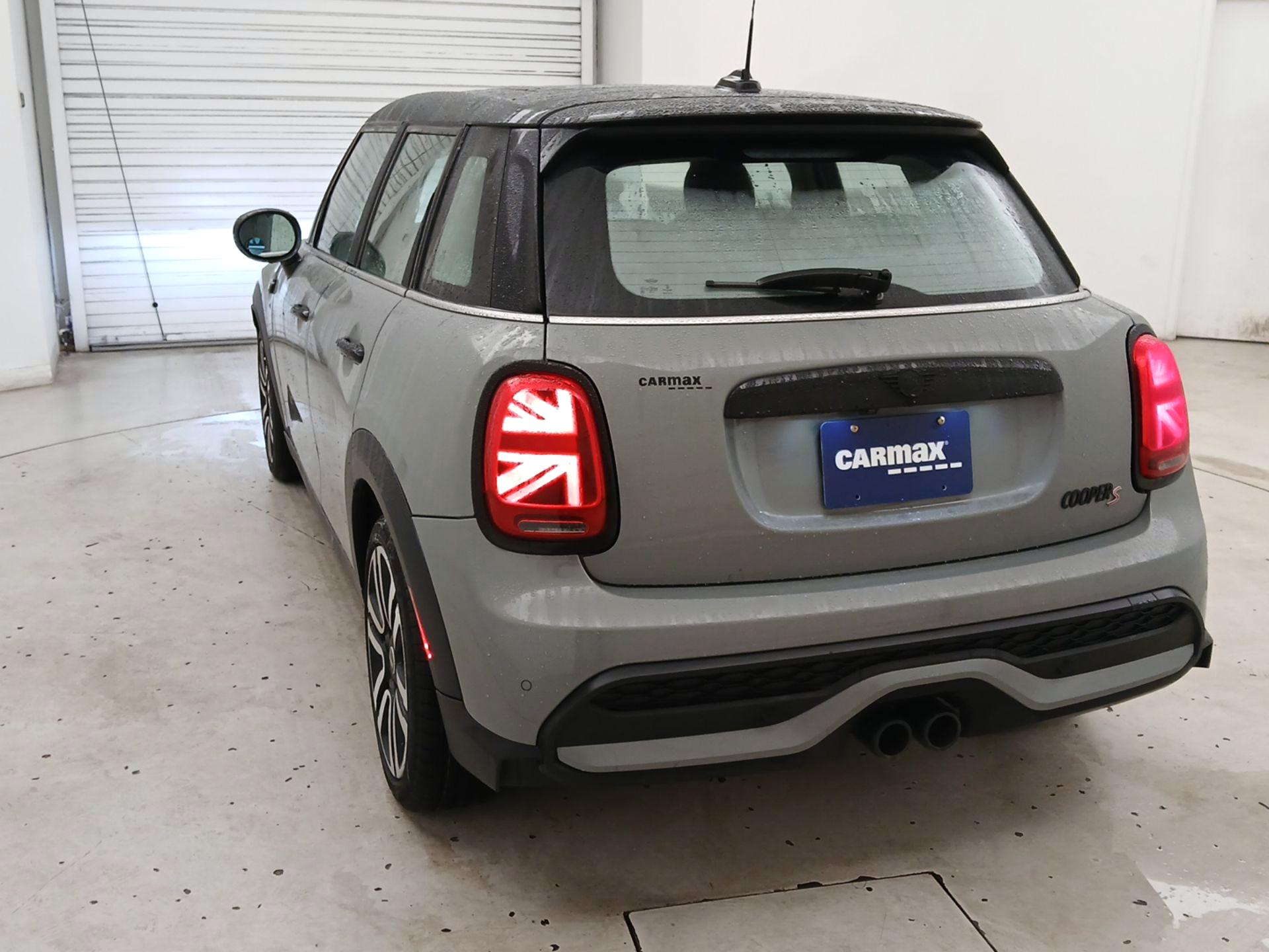 Thumbnail: 2023 MINI Cooper Hardtop - 7