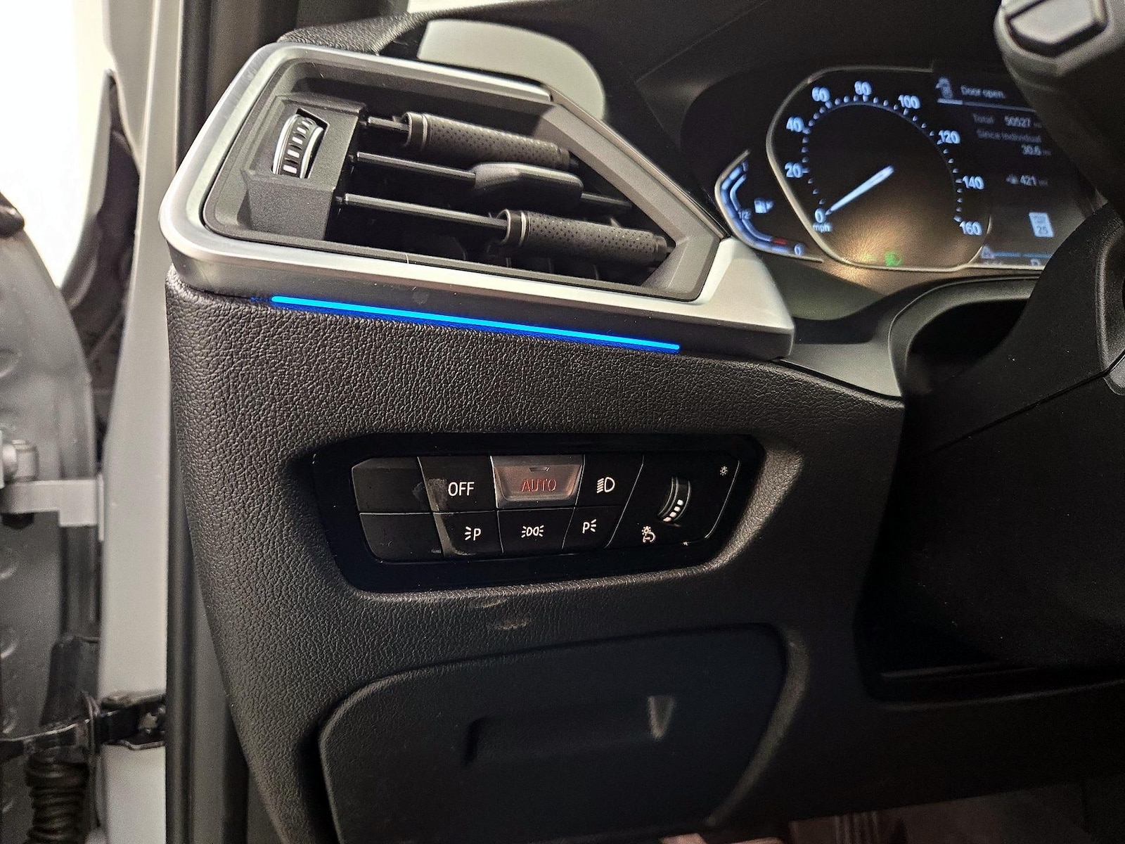 2021 BMW 3 Series 330i - Photo 14