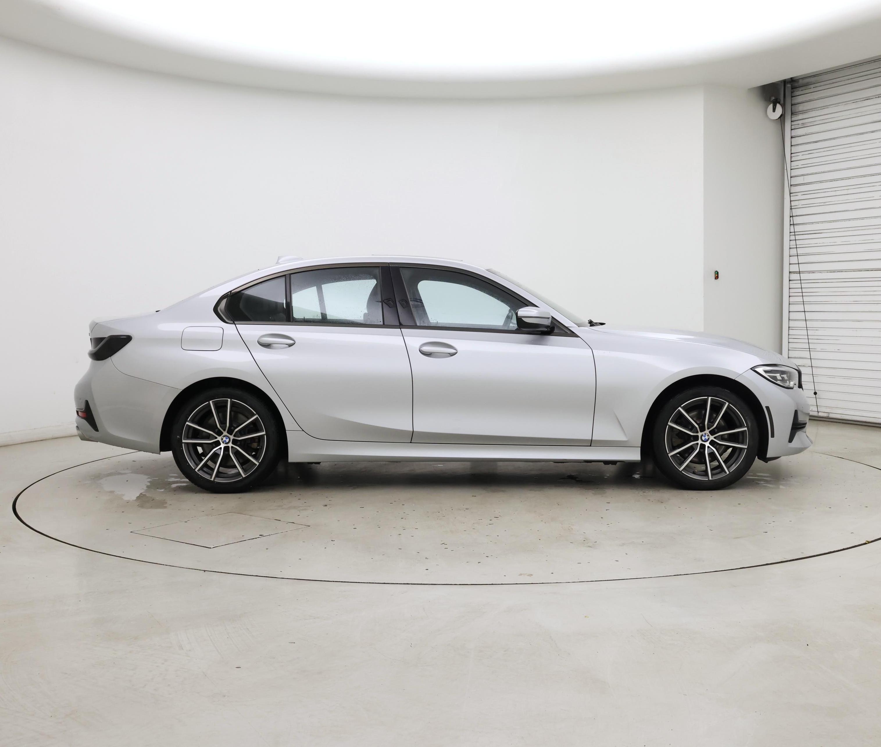 Thumbnail: 2021 BMW 3 Series - 7
