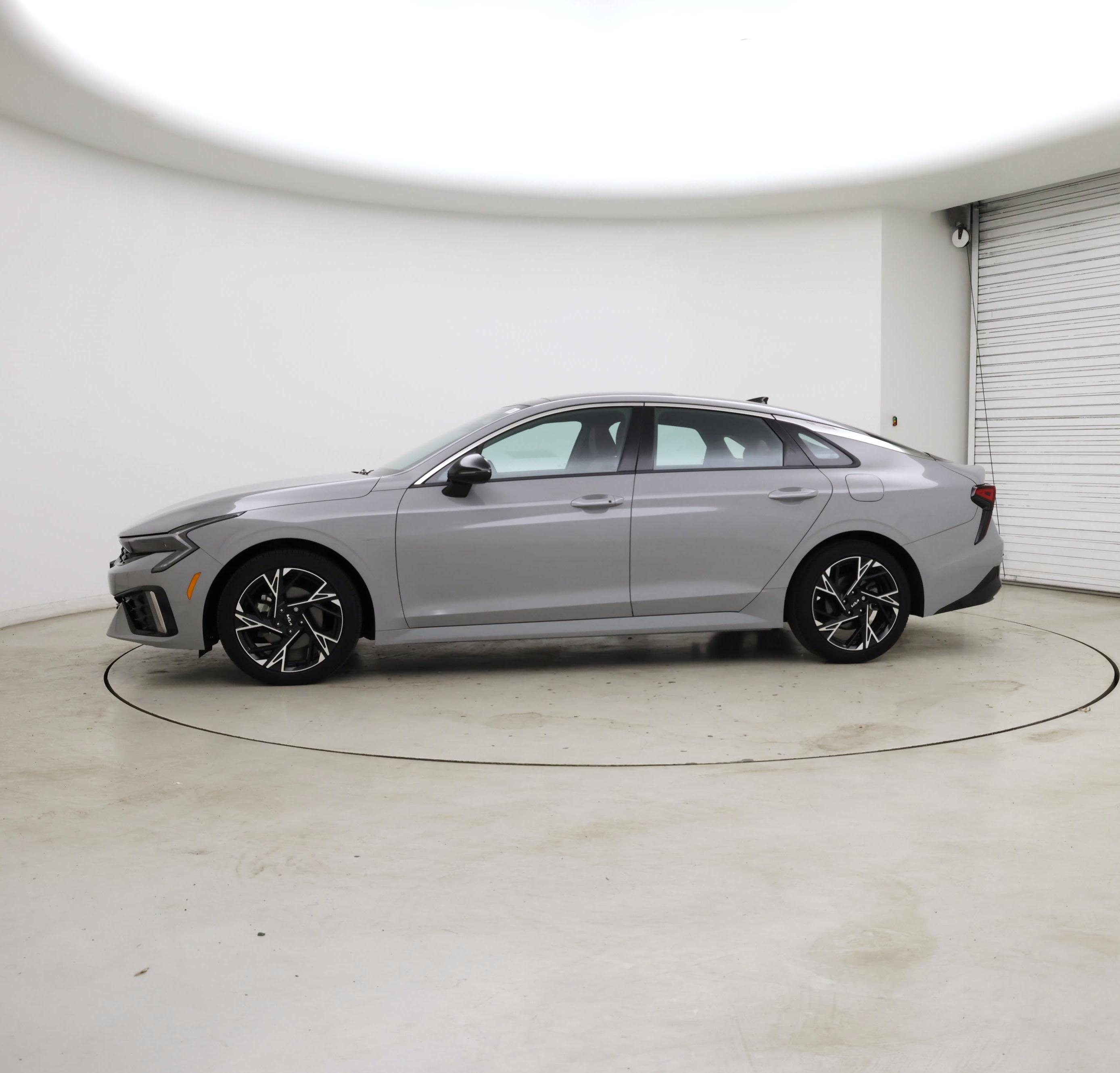 Thumbnail: 2025 Kia K5 - 3