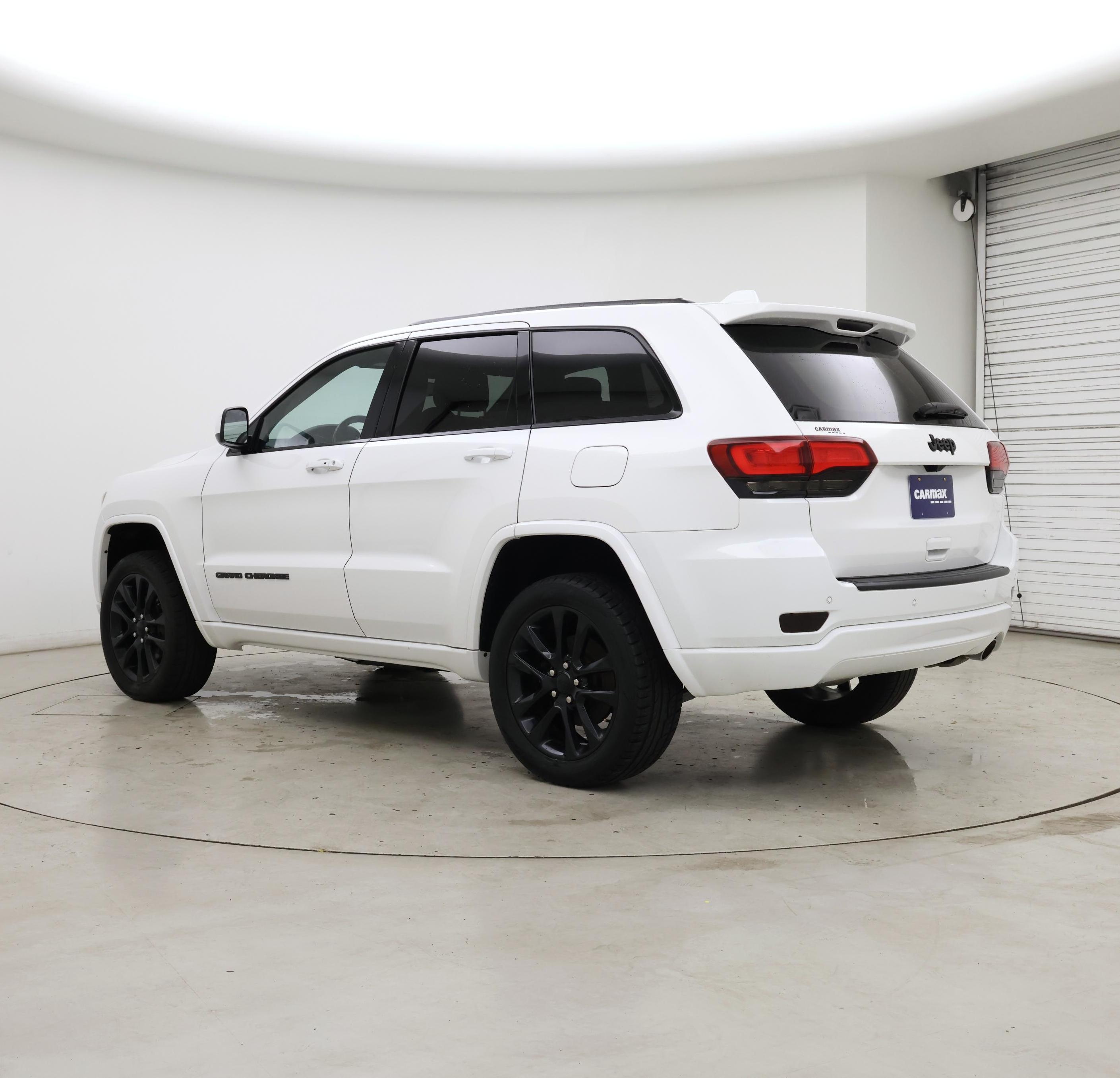Thumbnail: 2020 Jeep Grand Cherokee - 2